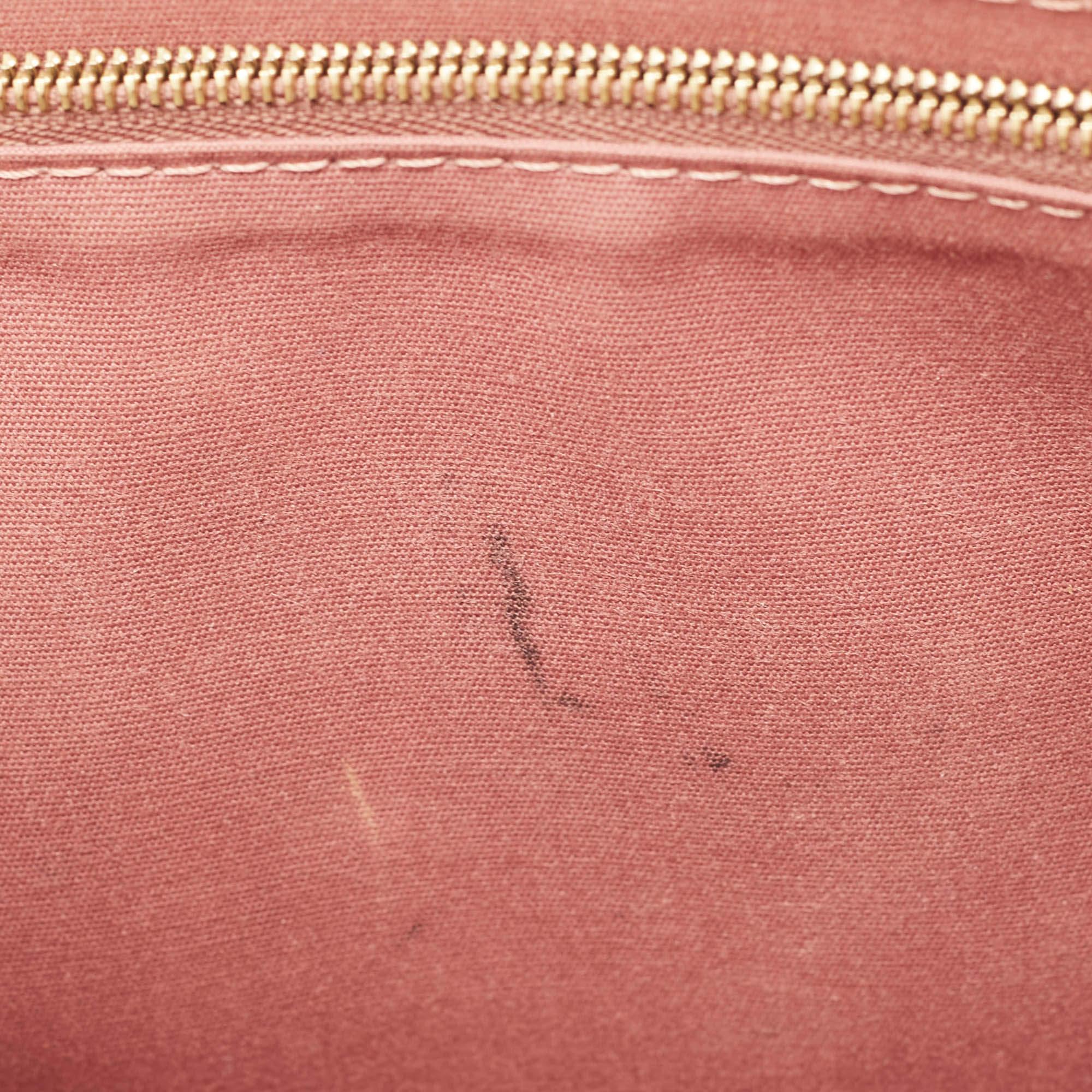Louis Vuitton - Pochette Louise en cuir verni rose 4