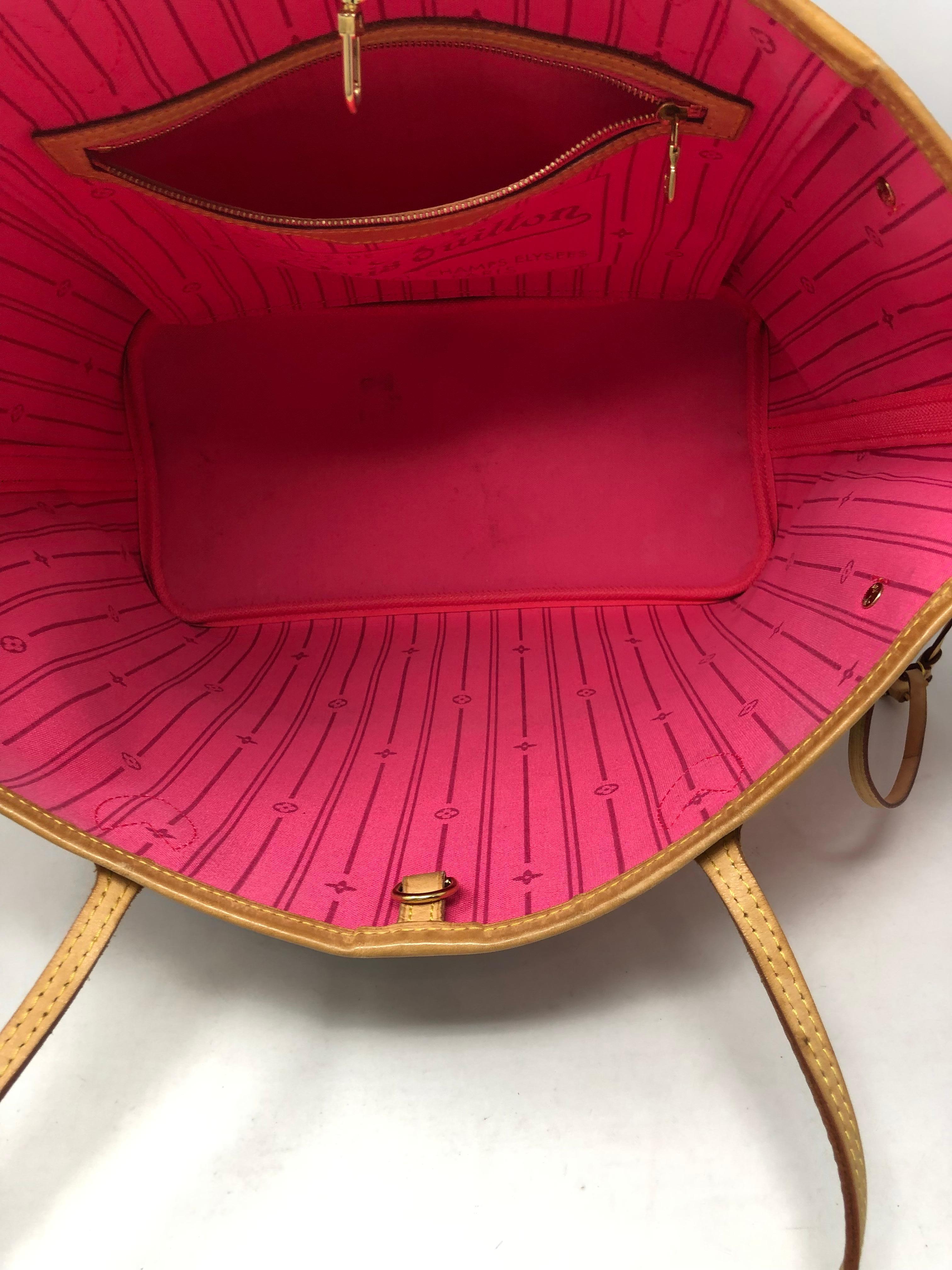 Louis Vuitton Roses Stephen Sprouse Neverfull im Zustand „Gut“ in Athens, GA