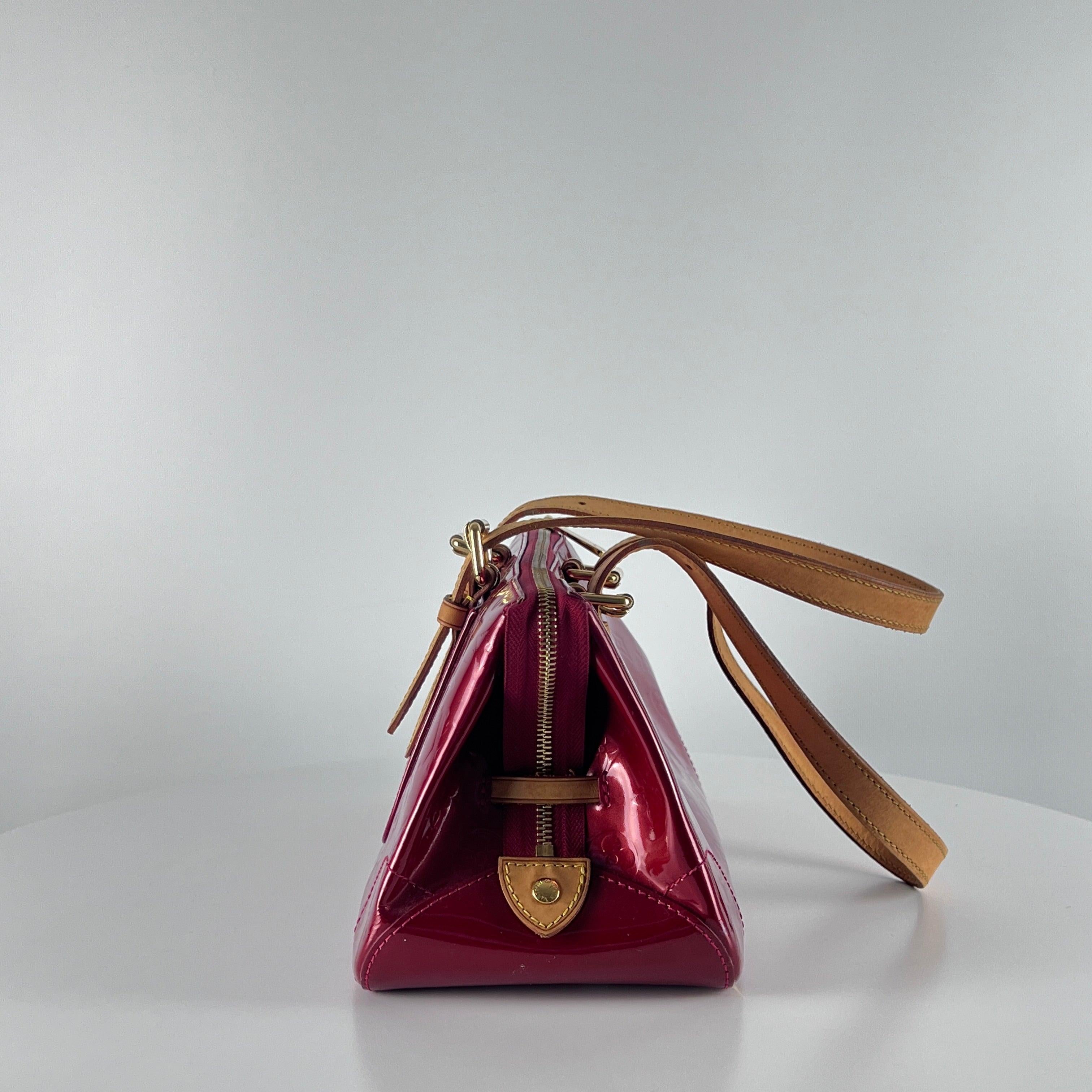Louis Vuitton Rosewood Shoulder Bag Vernis Leather Red 2007 en vente 1