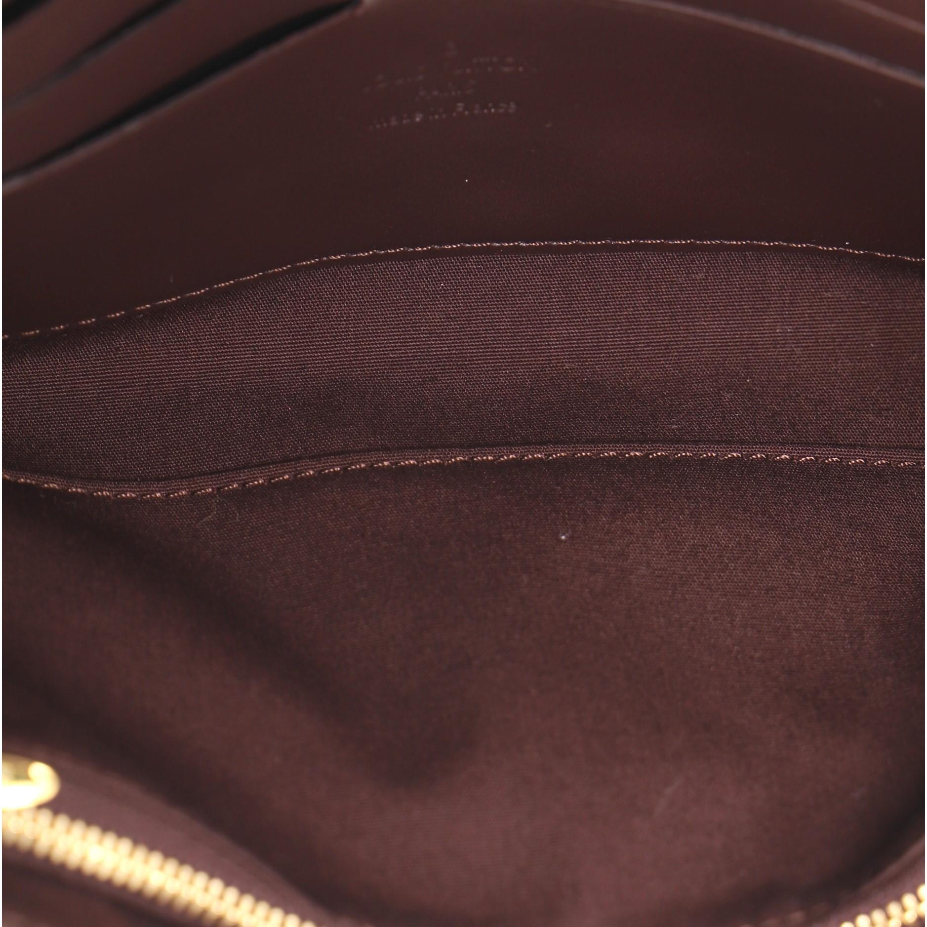Women's or Men's Louis Vuitton Rossmore Handbag Monogram Vernis MM