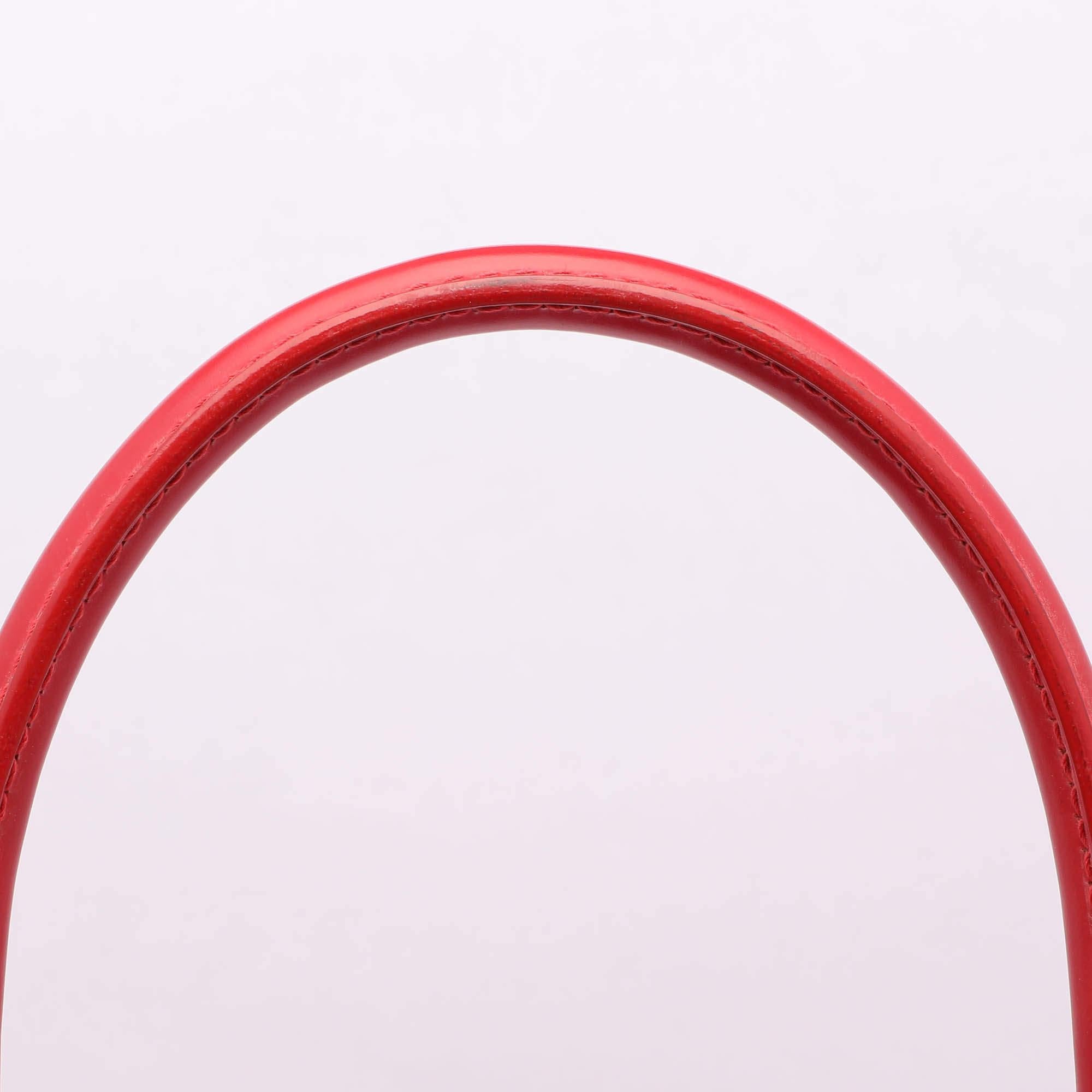 Louis Vuitton Rouge Epi Leather Montaigne PM Bag 2