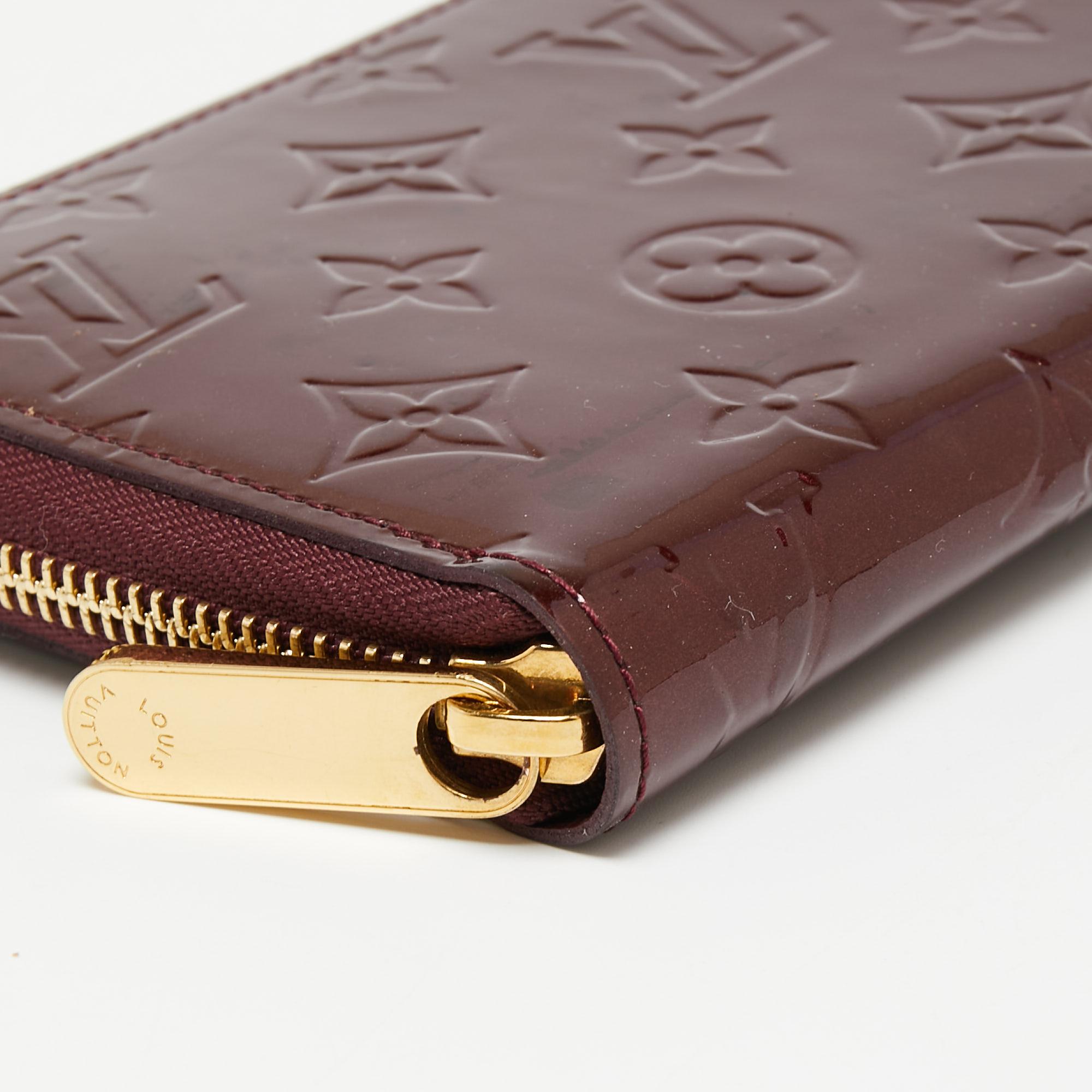 Louis Vuitton Rouge Fauviste Monogram Vernis Zippy Wallet 2