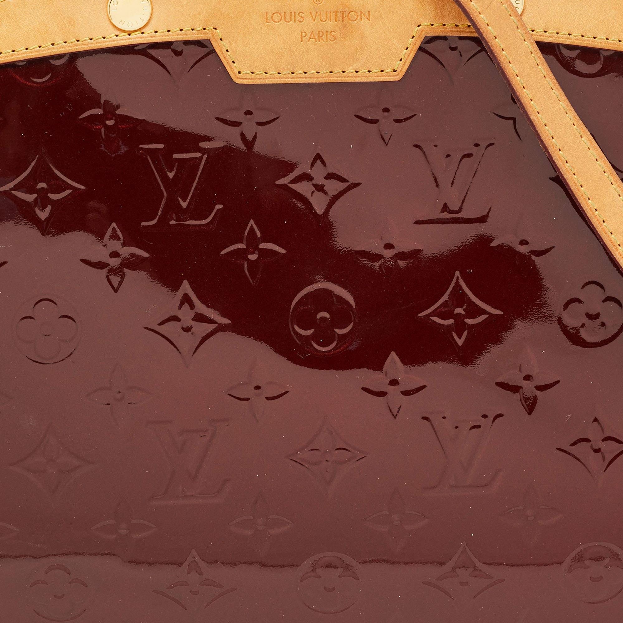 Louis Vuitton Rouge Faviste Monogram Vernis Brea MM Bag For Sale 14