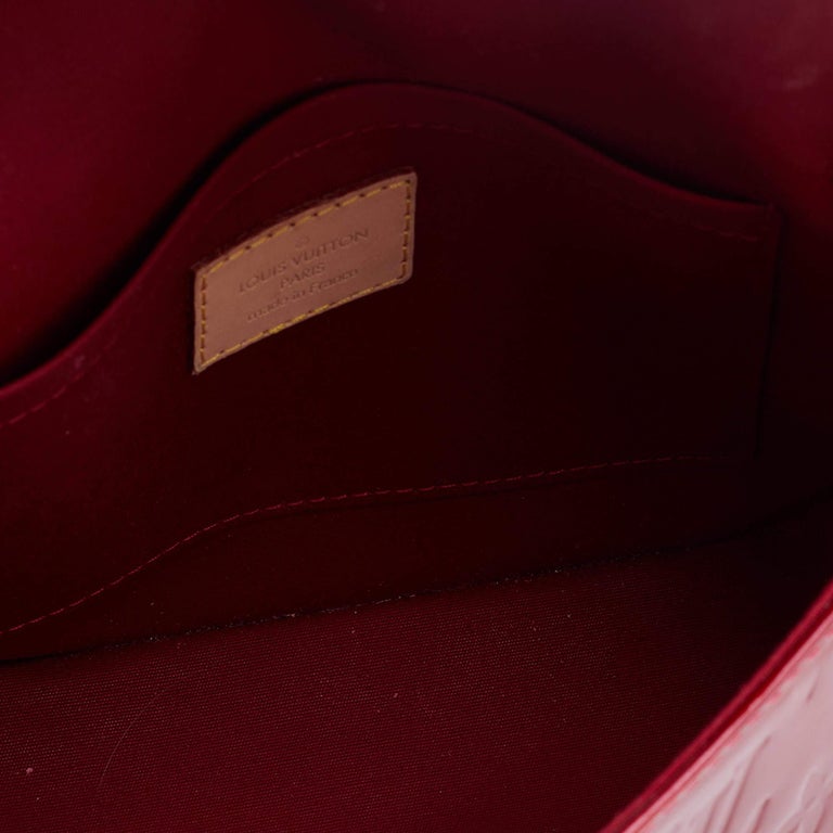 Louis Vuitton Rouge Grenadine Monogram Vernis Bellflower GM Bag For Sale 7