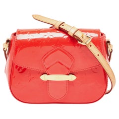 Louis Vuitton Rouge Grenadine Monogrammierte Vernis Glockenblumen PM Tasche