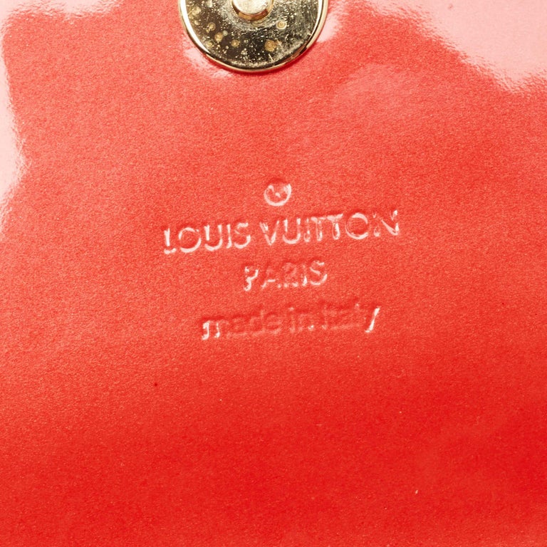 Louis Vuitton Rouge Grenadine Vernis Sobe Clutch