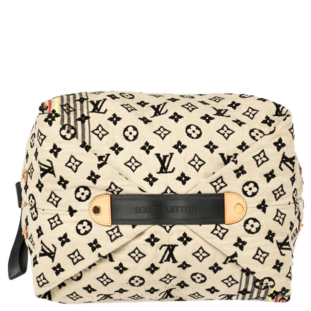Louis Vuitton Rouge Monogram Canvas Limited Edition Cheche Bohemian Tasche 6