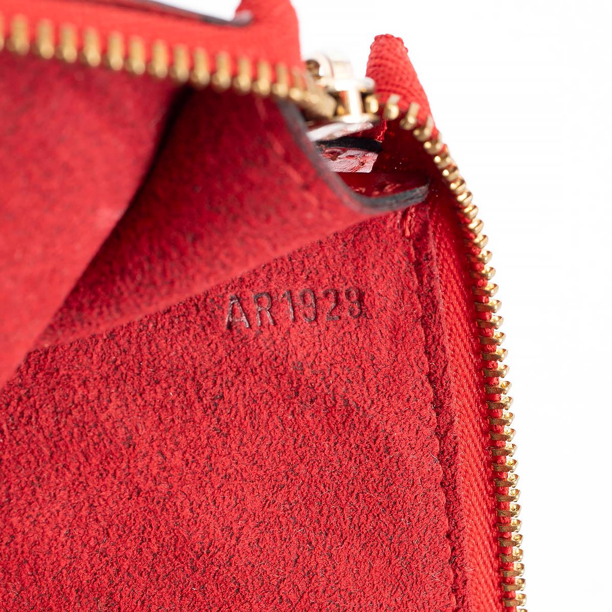 LOUIS VUITTON Rouge red Epi leather POCHETTE ACCESSOIRES Bag For Sale 5