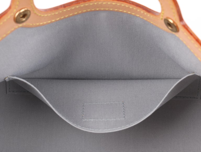 LOUIS VUITTON Roxbury Drive Vernes Pearl Monogram Patent Leather Purse  Handbag at 1stDibs