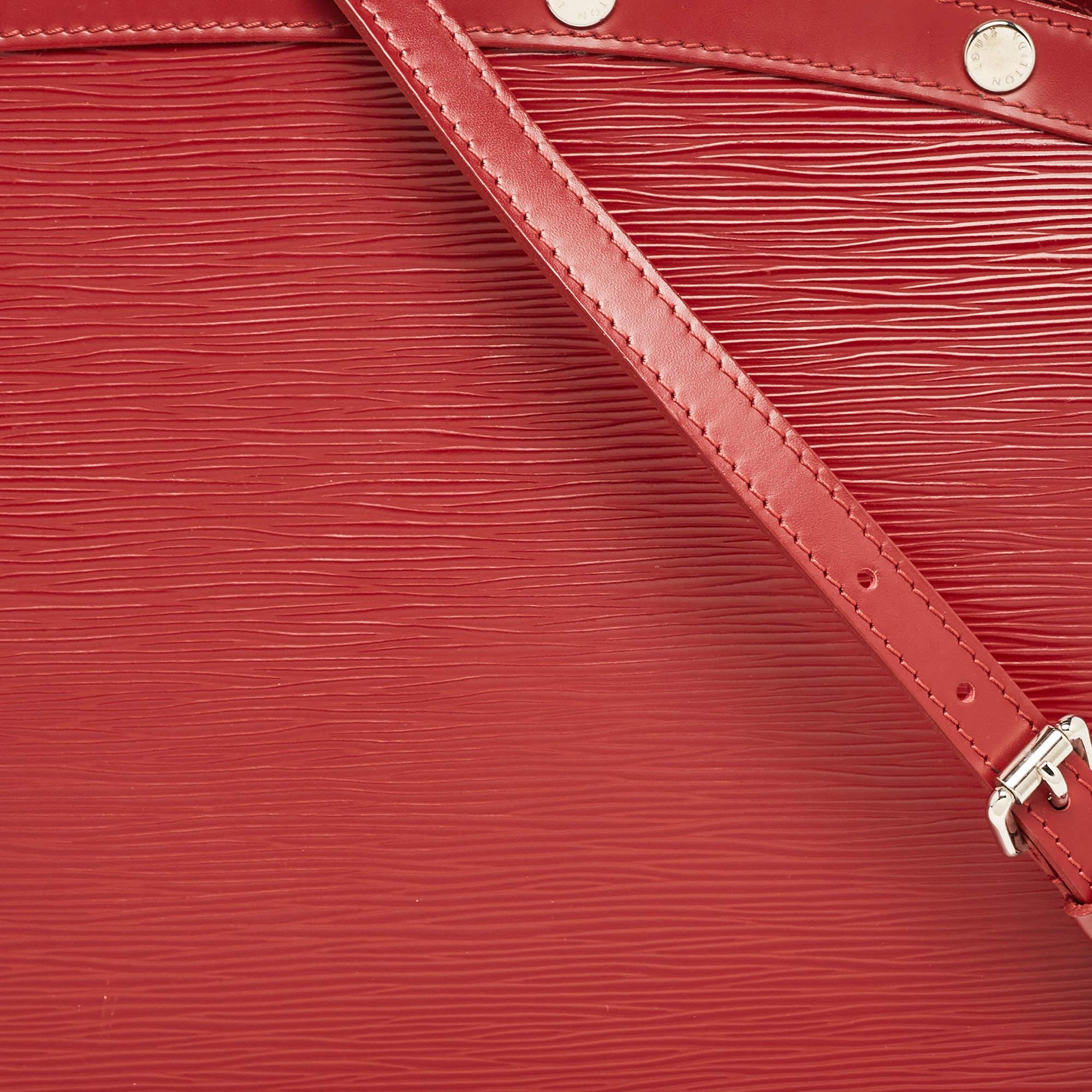 Louis Vuitton sac Brea GM en cuir épi rubis en vente 7