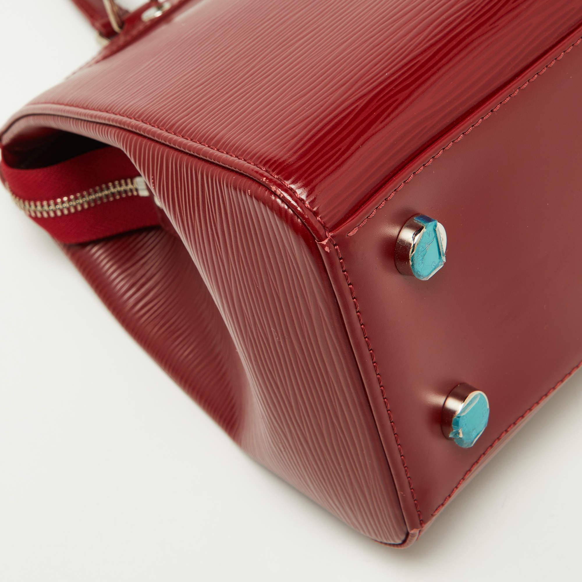 Louis Vuitton sac Brea MM en cuir épi rubis en vente 10