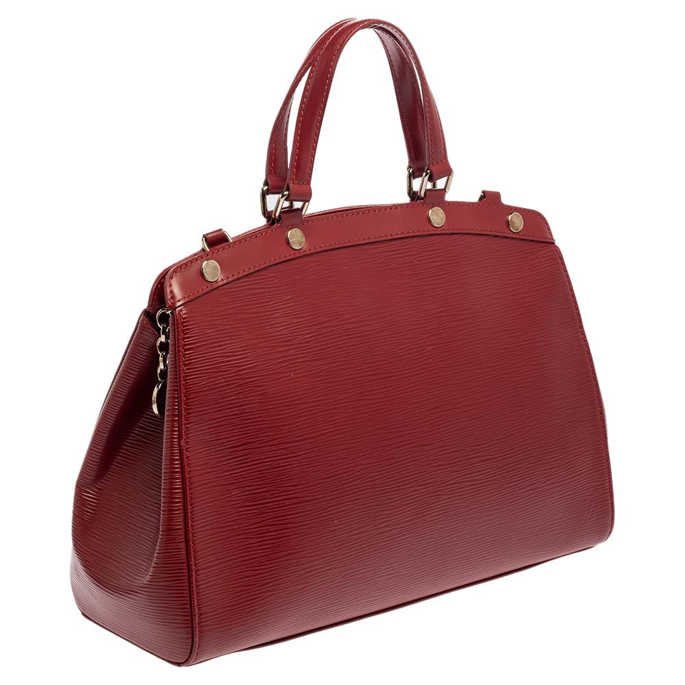Louis Vuitton Rubis Epi Leather Brea MM Bag In Good Condition In Dubai, Al Qouz 2