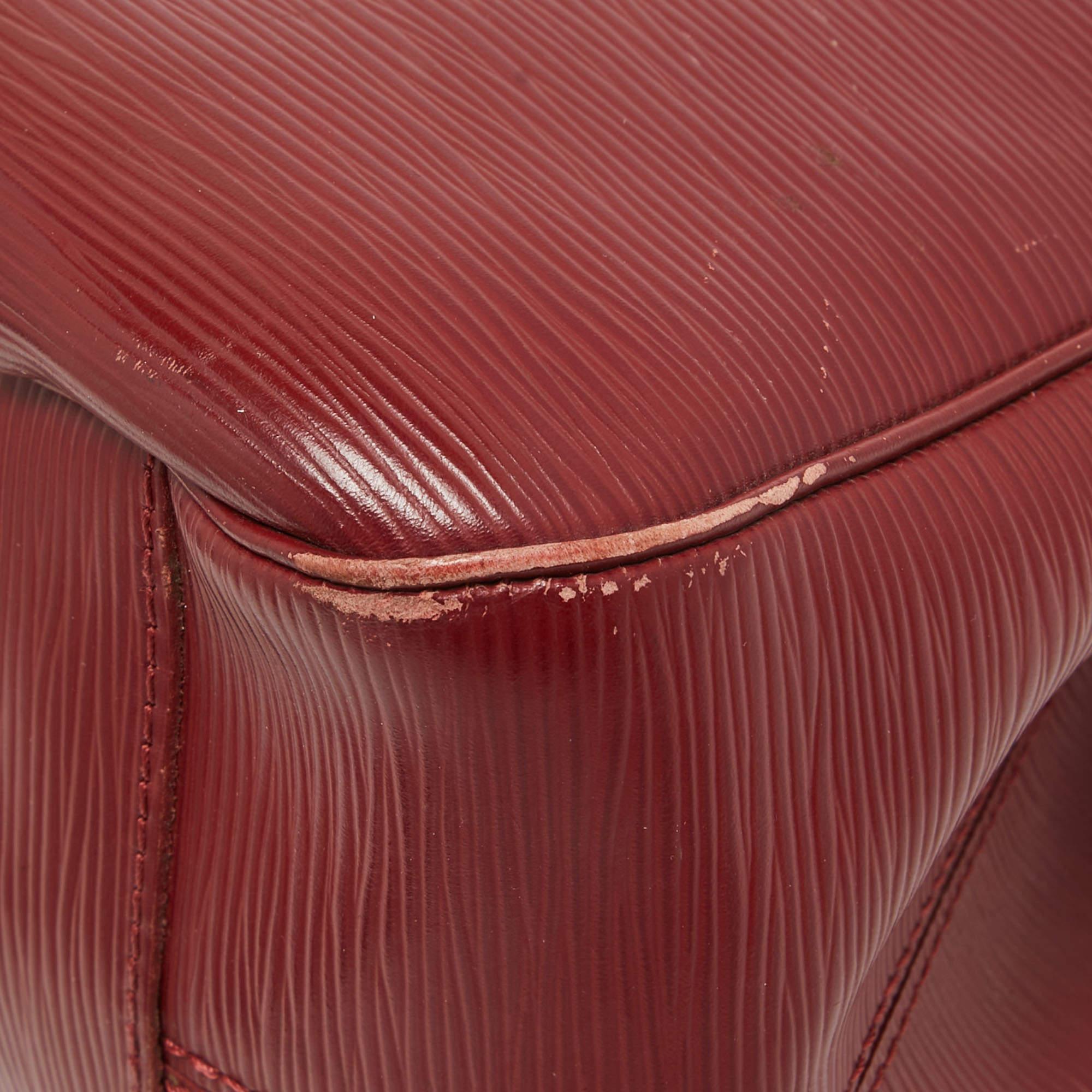Louis Vuitton Rubis Epi Leather Passy PM Bag For Sale 16