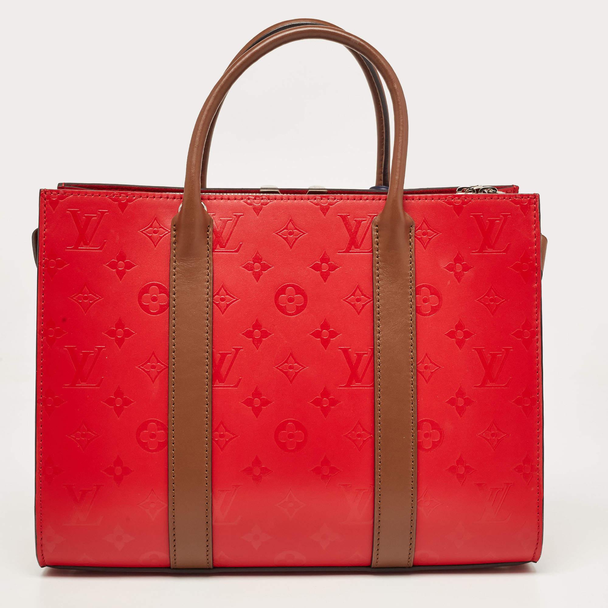 Louis Vuitton Rubis/Noisette Monogram Plume Leather Very MM Tote For Sale 11