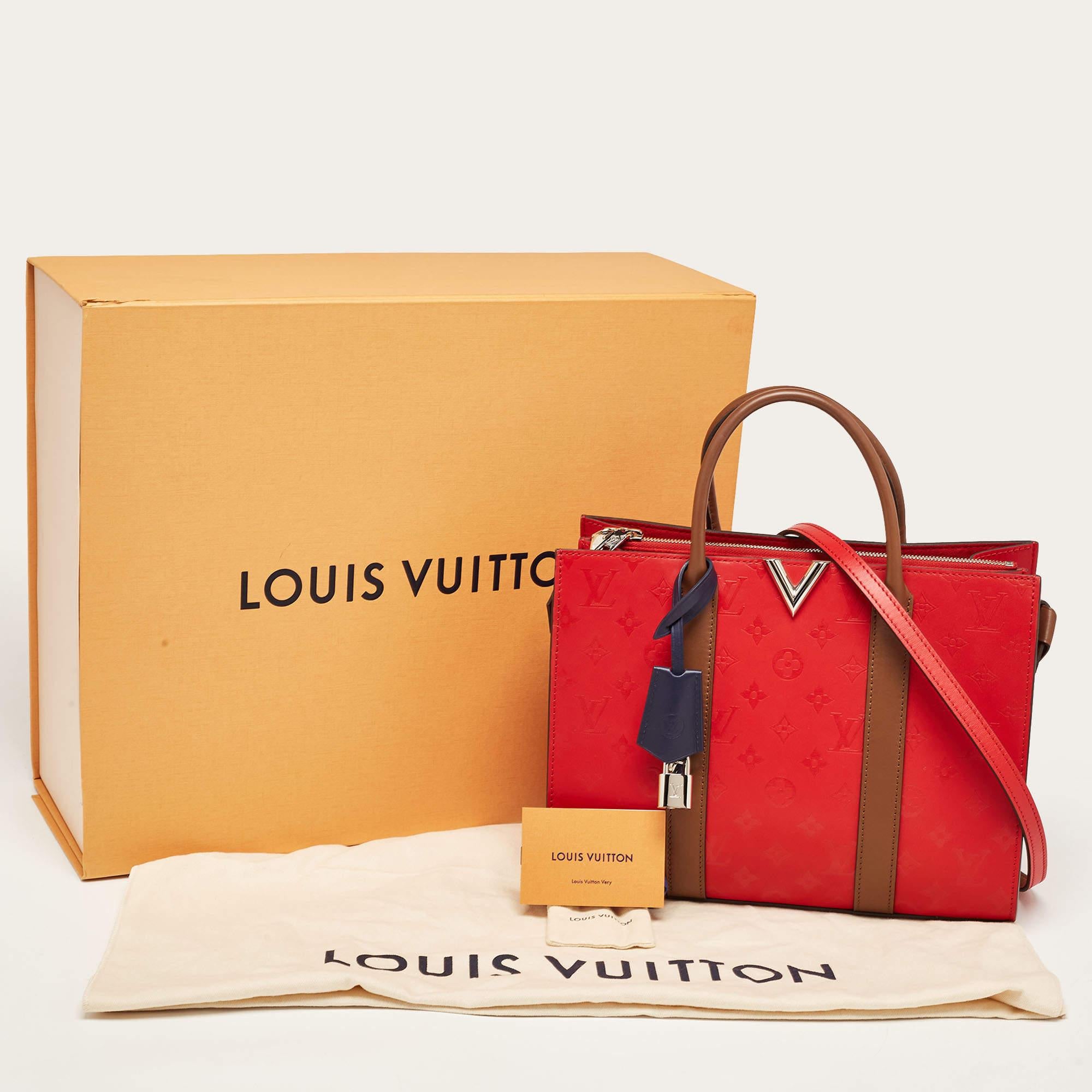 Louis Vuitton Rubis/Noisette Monogram Plume Leather Very MM Tote For Sale 14