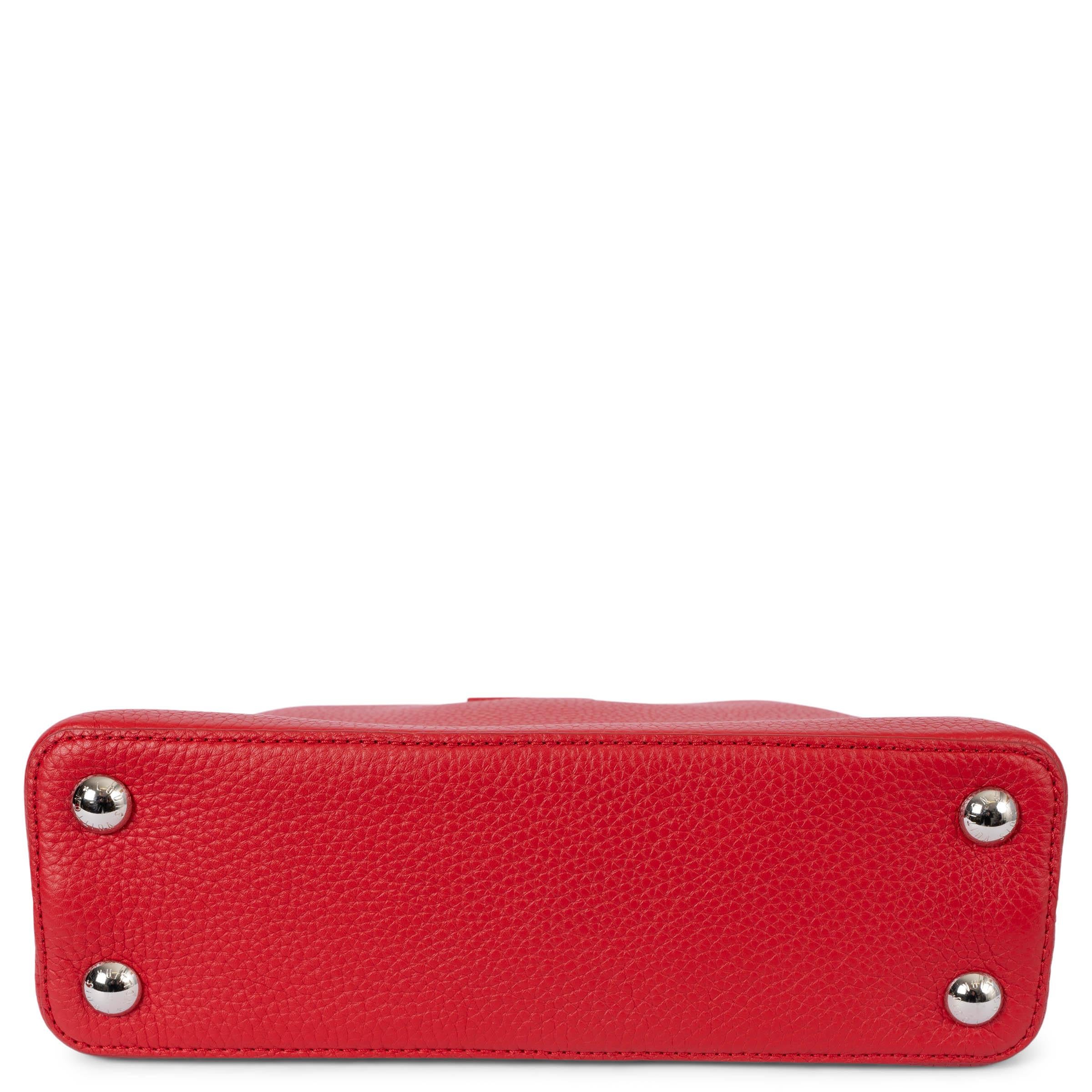 LOUIS VUITTON Rubis red Taurillon leather CAPUCINES BB PYTHON Bag In Excellent Condition For Sale In Zürich, CH