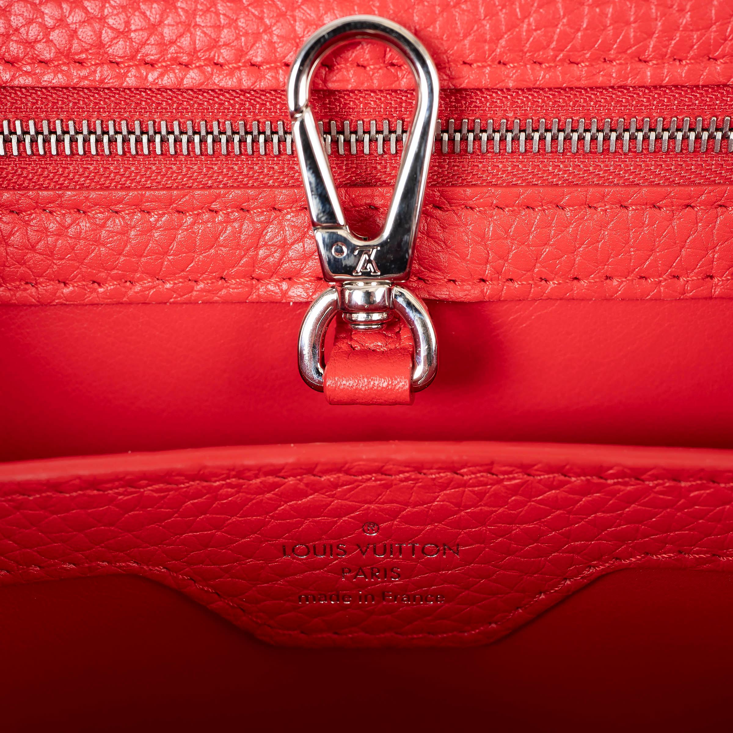 LOUIS VUITTON Rubis red Taurillon leather CAPUCINES BB PYTHON Bag For Sale 2