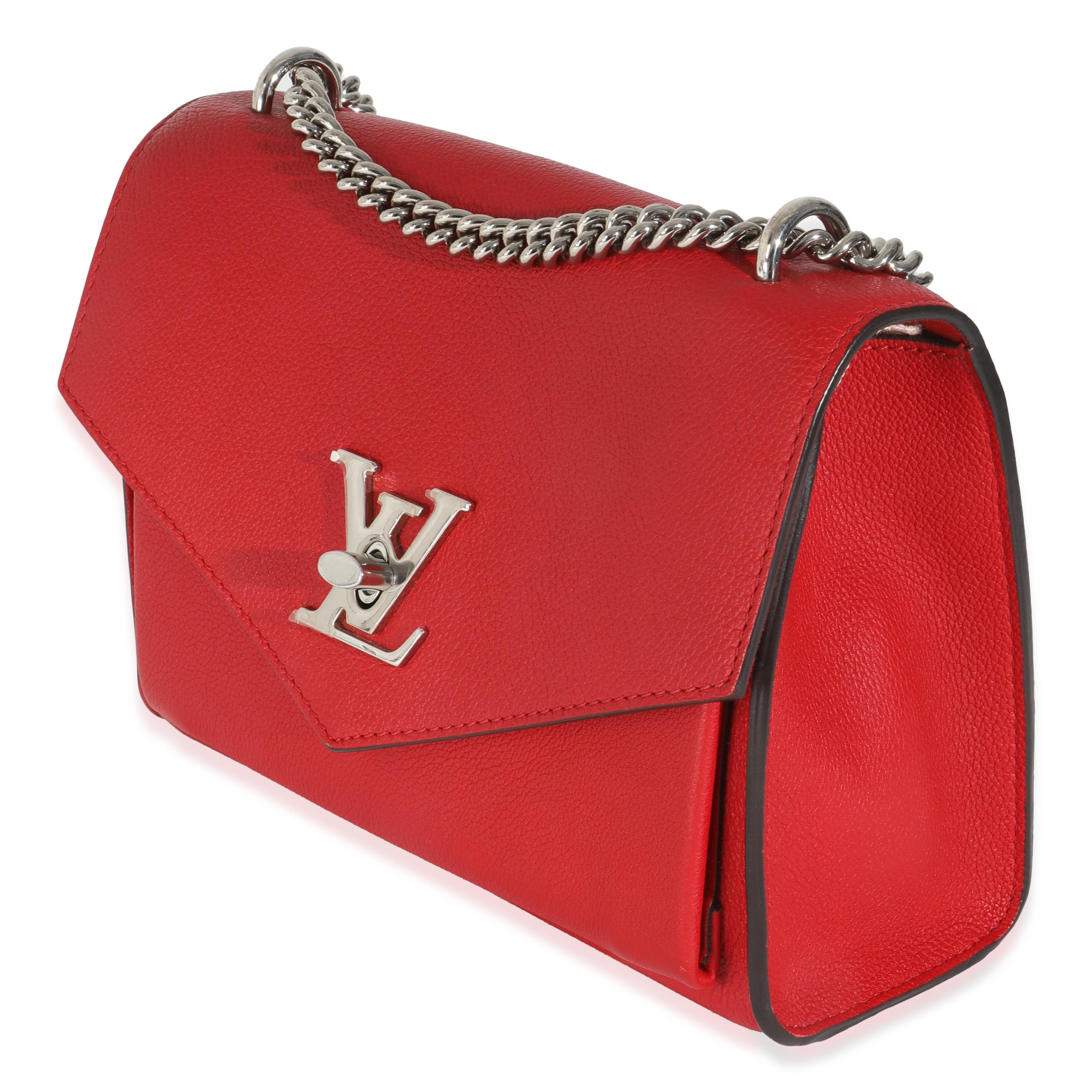 Louis Vuitton Rubis Soft Calfskin Mylockme Chain BB In Excellent Condition For Sale In New York, NY