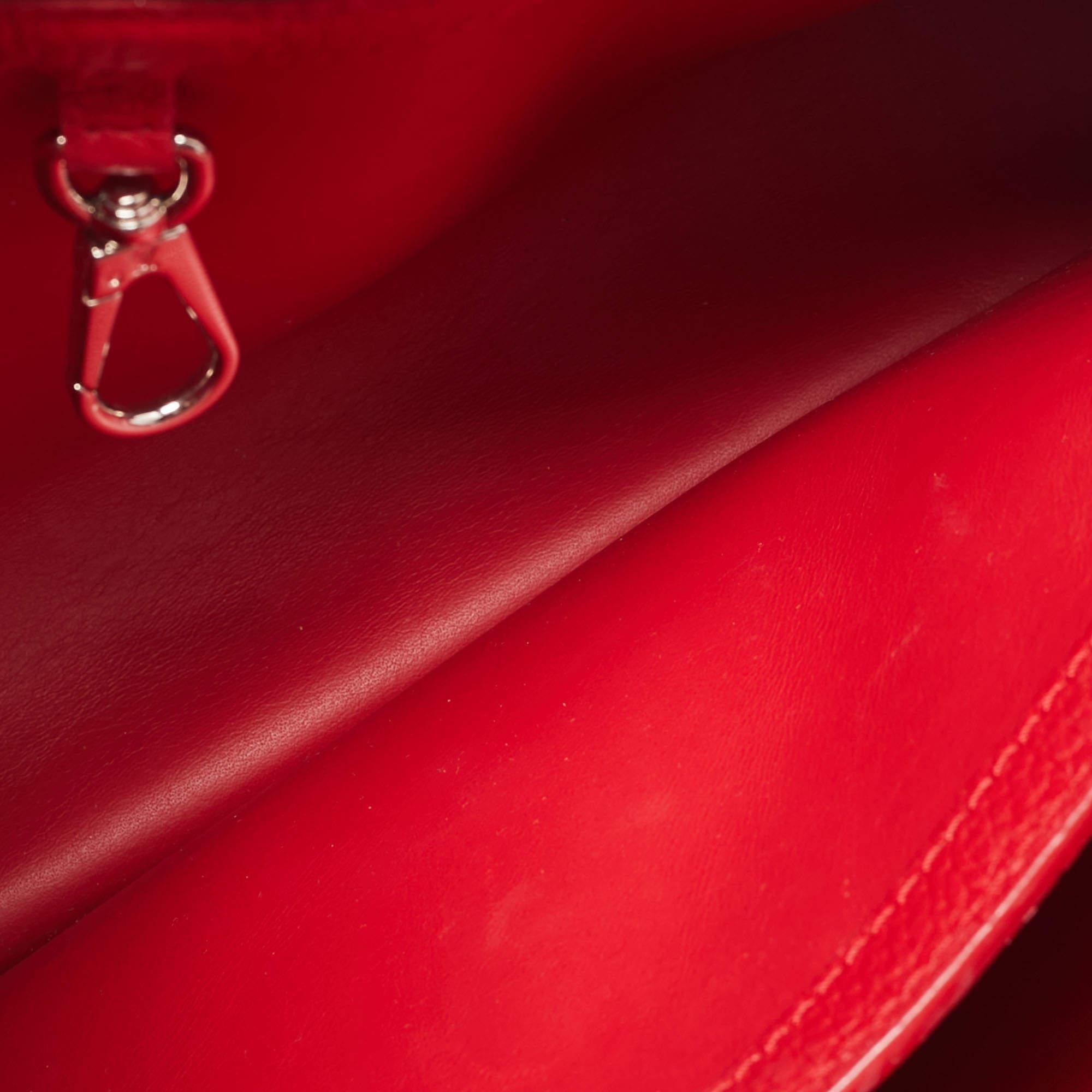 Louis Vuitton Rubis Taurillon Leather Capucines PM Bag For Sale 9