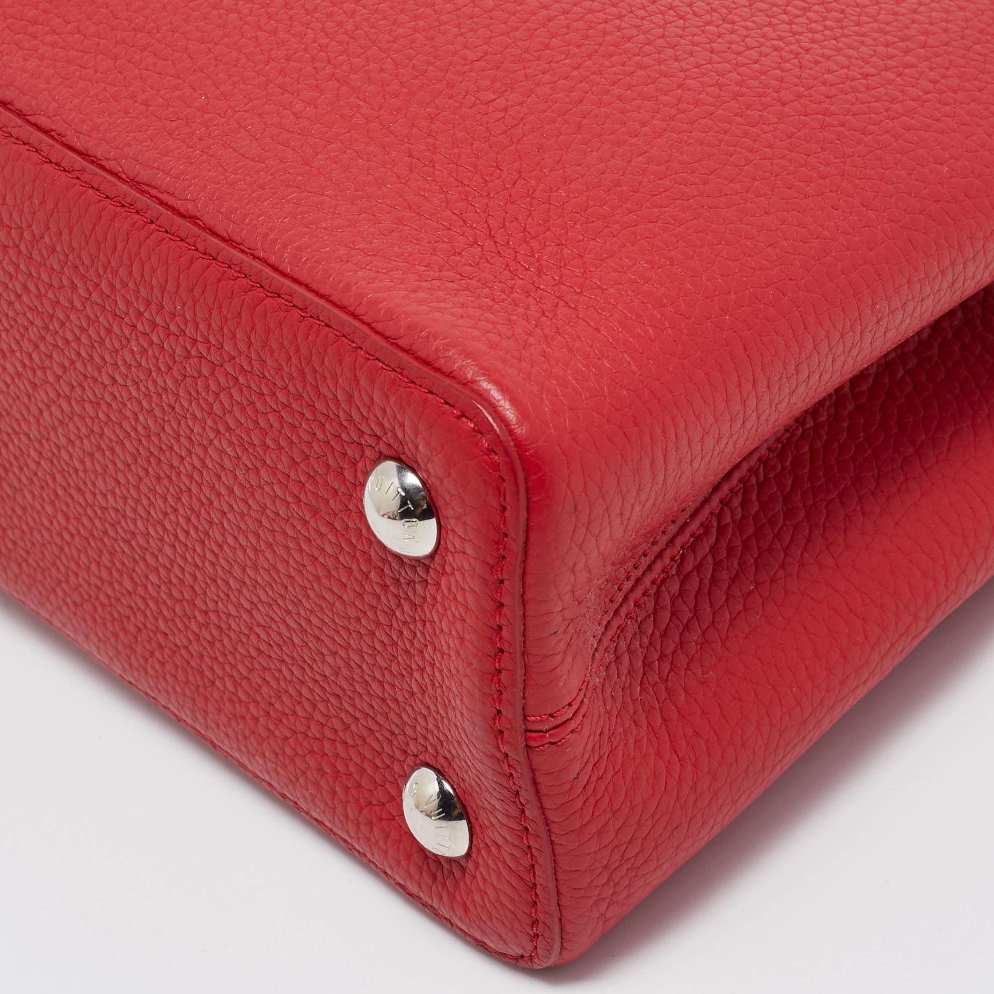 Louis Vuitton Rubis Taurillon Leather Capucines PM Bag For Sale 4