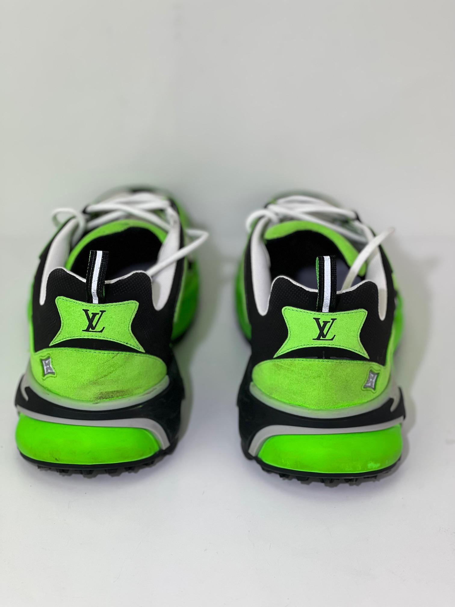 LOUIS VUITTON Runner Tatic Sneakers Low Trainer By Virgil Abloh Green 3