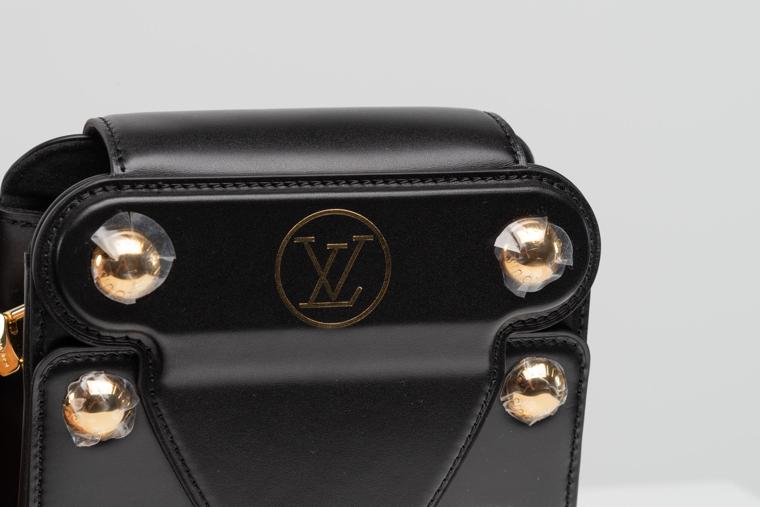 Louis Vuitton S-Lock XL Bag Spring-Summer 2023 NEW  8