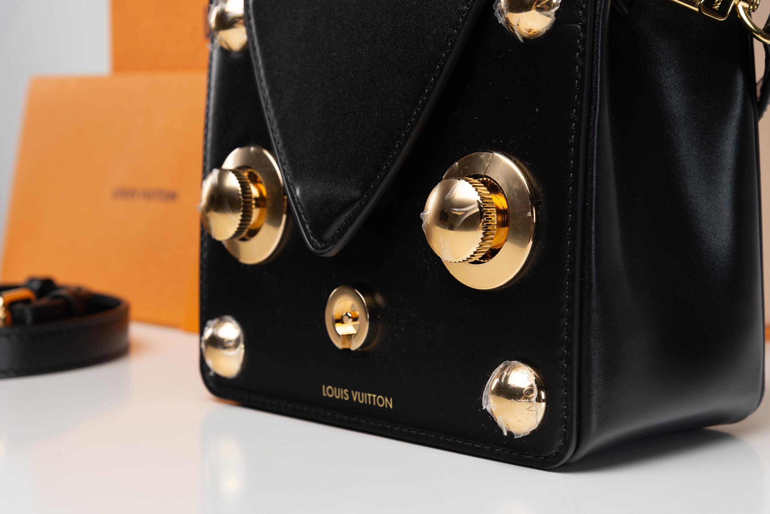 Louis Vuitton S-Lock XL Bag Spring-Summer 2023 NEW  5