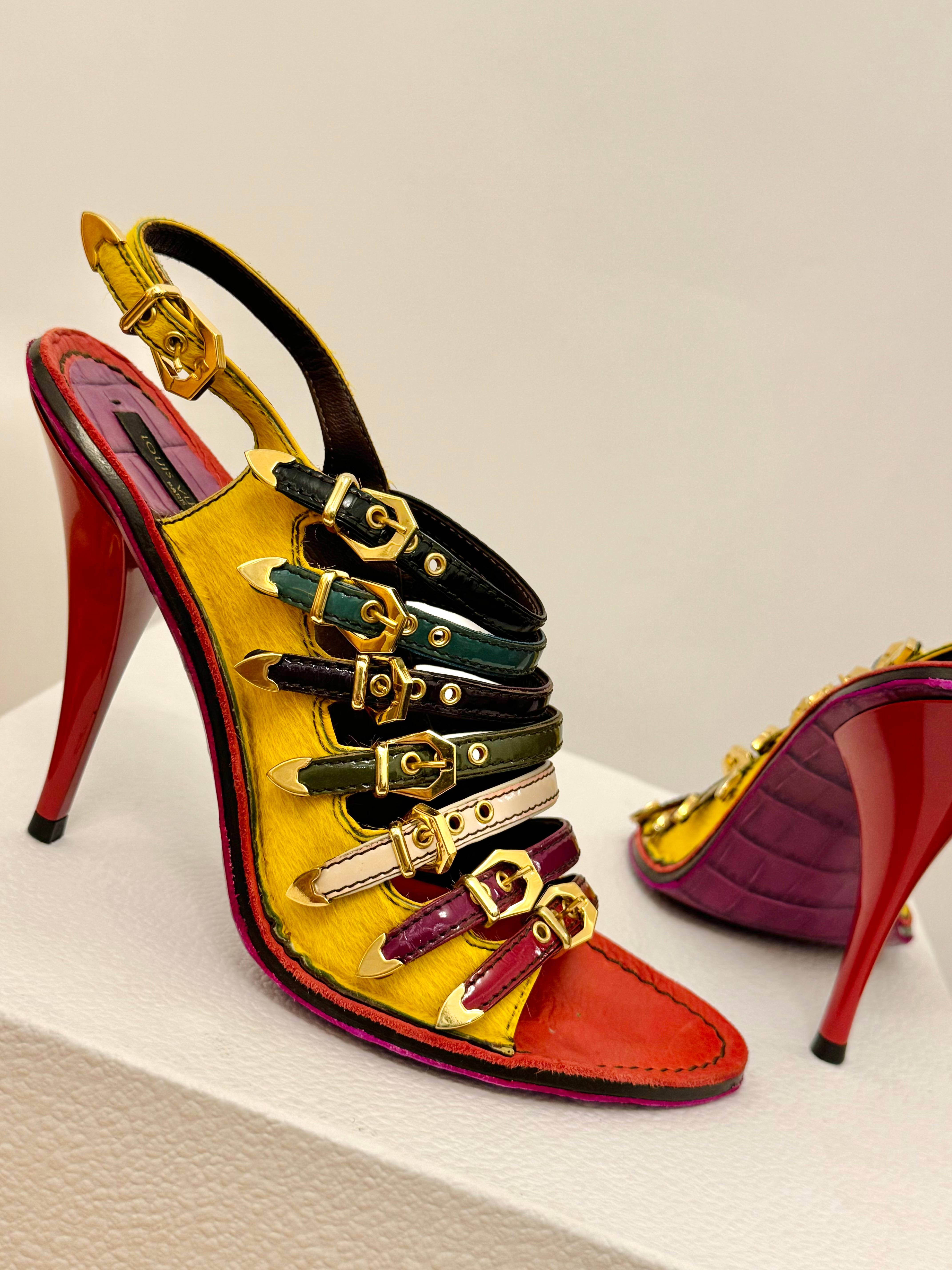 Louis Vuitton P/E 2006 by Marc Jacobs: scarpe con tacco in cavallino da passerella in vendita 7