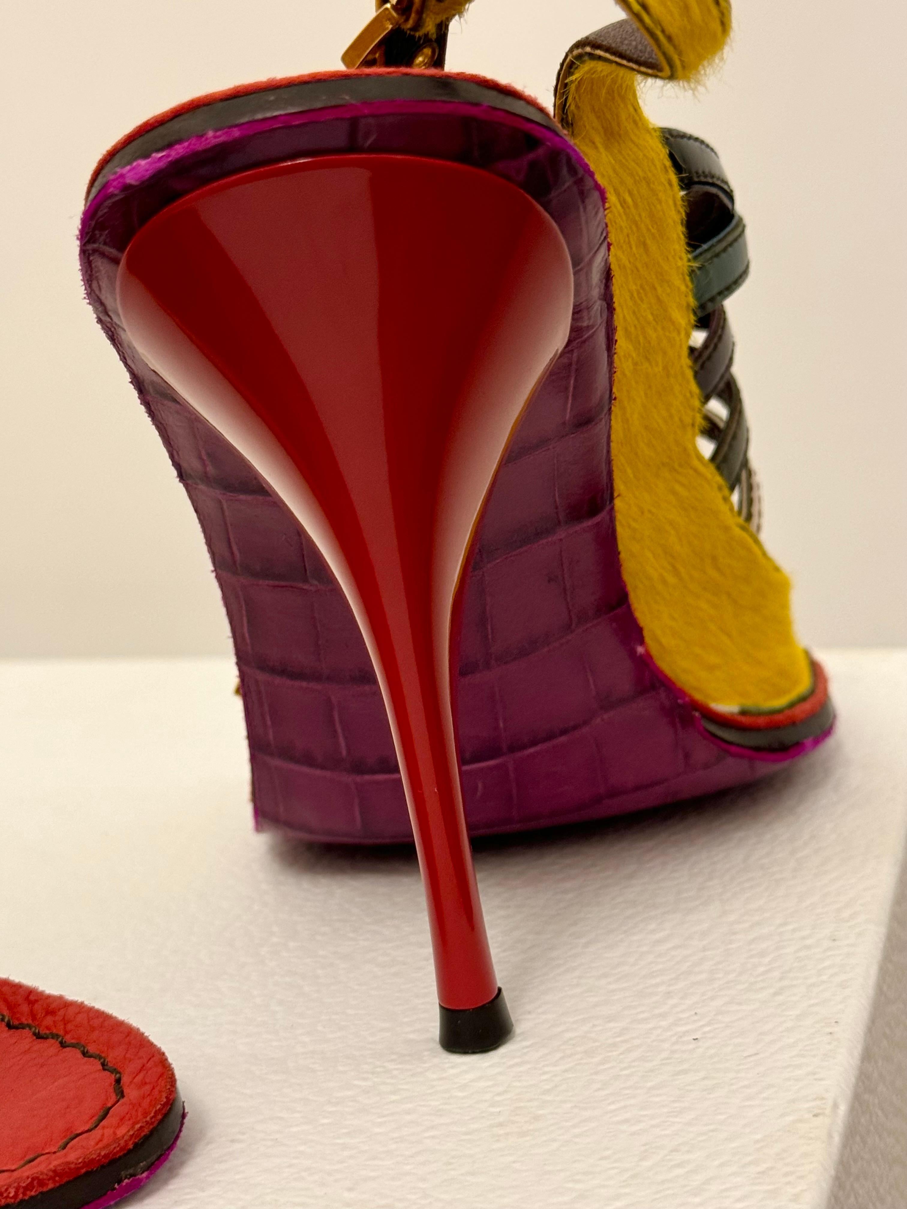Donna Louis Vuitton P/E 2006 by Marc Jacobs: scarpe con tacco in cavallino da passerella in vendita