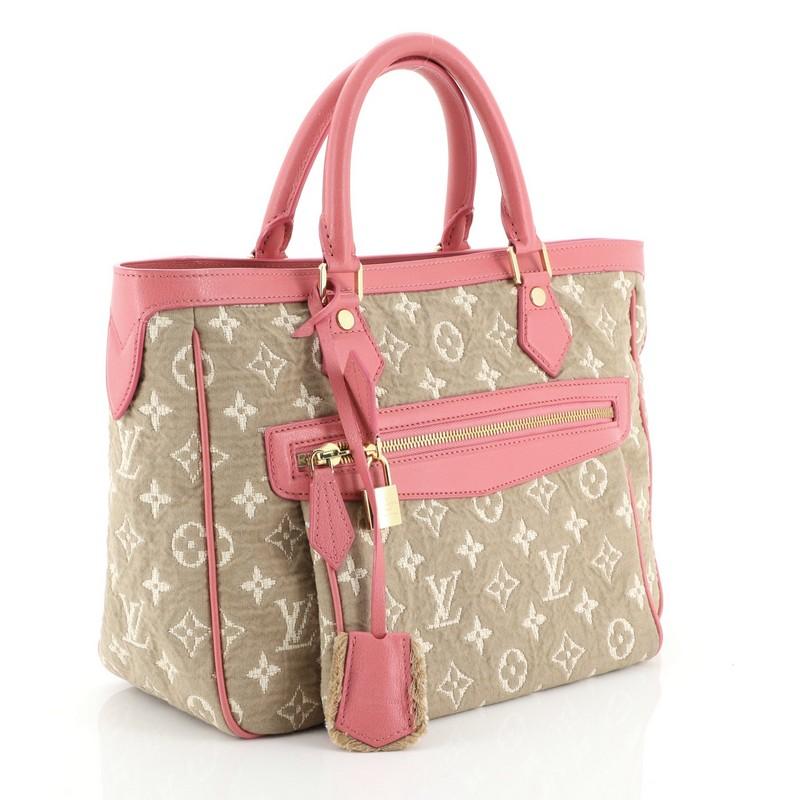 This Louis Vuitton Cabas Monogram Sabbia MM, crafted in pink and neutral canvas, features dual-rolled leather handles, exterior zip pocket and gold-tone hardware. Its zip closure opens to a neutral fabric interior with zip pocket. Authenticity code