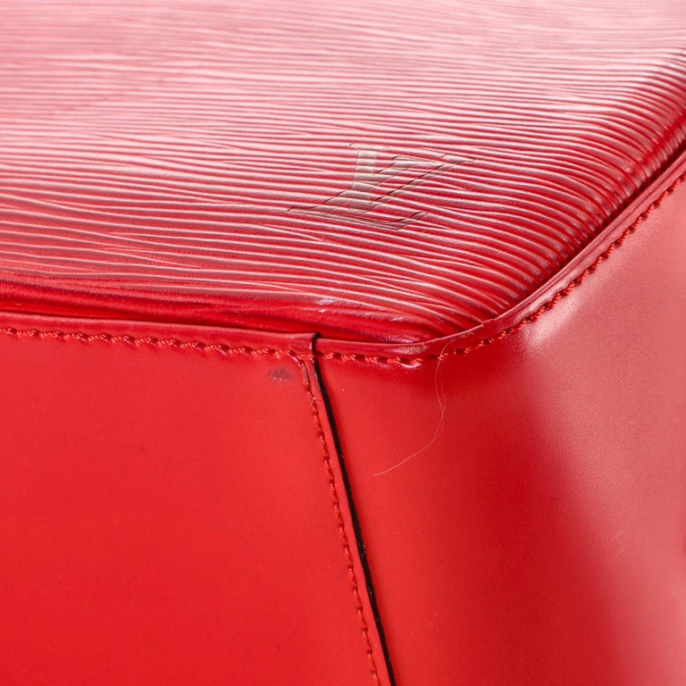 Louis Vuitton Sablons Handbag Epi Leather For Sale at 1stDibs