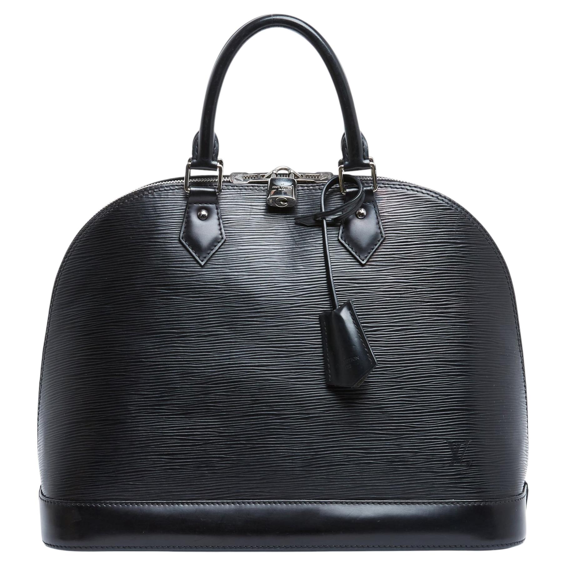 Do Louis Vuitton bags have serial numbers?