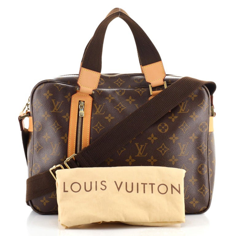 Louis Vuitton Pochette Bosphore Handbag in Monogram Canvas at 1stDibs
