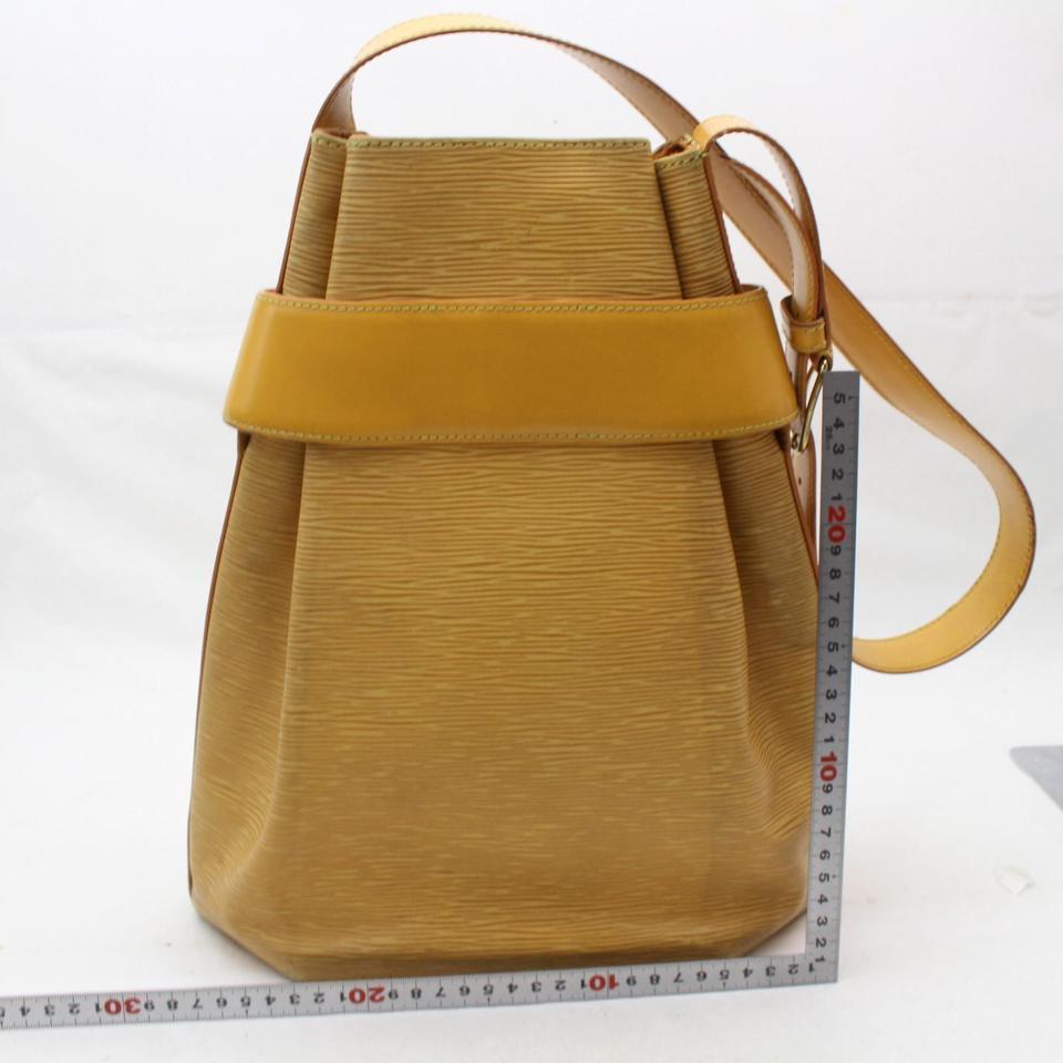 Brown Louis Vuitton Sac D'epaule Twist Bucket (Ultra Rare) with Pouch 869908  For Sale