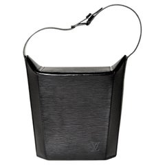 Louis Vuitton Sac Seau Bucket Bag Black Epi Leather 