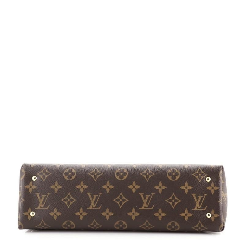 Louis Vuitton Sac Triangle Handtasche Monogramm Canvas PM im Zustand „Gut“ in NY, NY