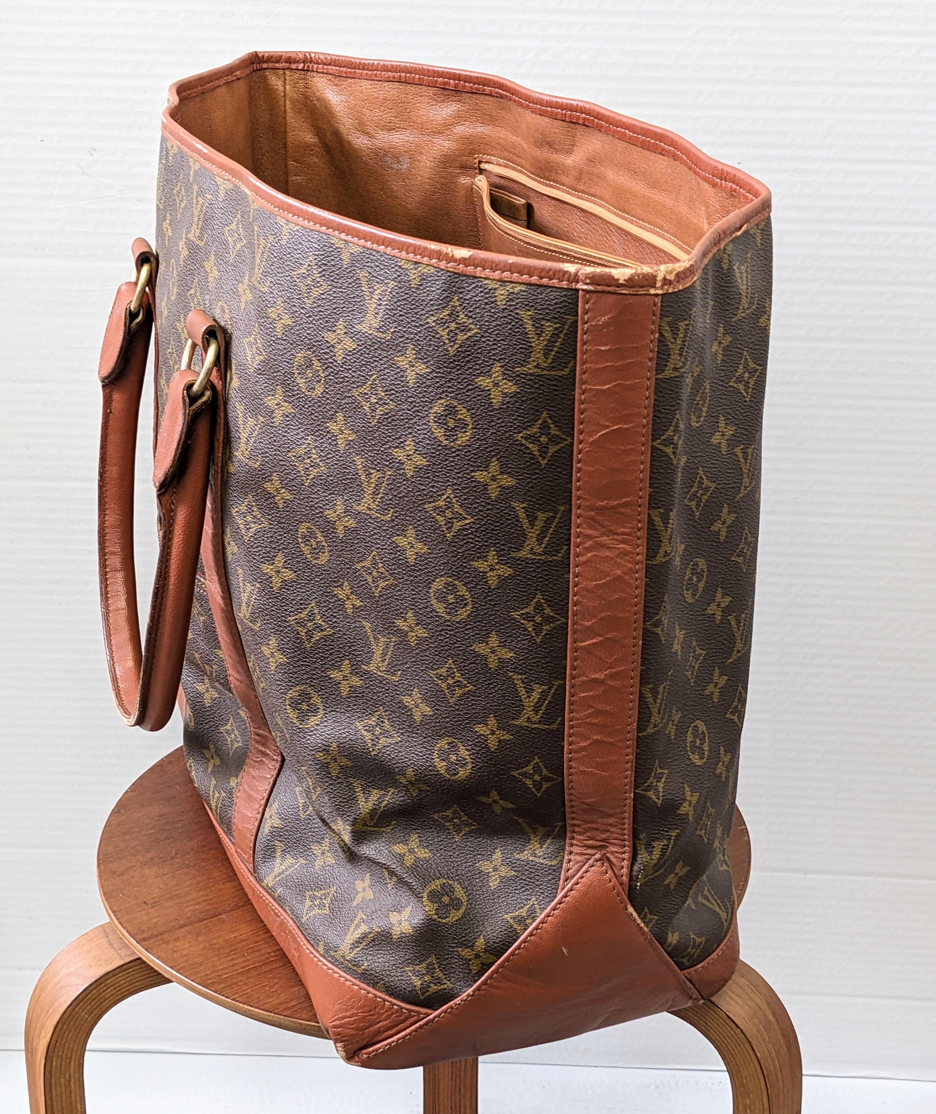 Louis Vuitton Sac Weekend GM in Monogram Canvas, The French Co. For Sale 1
