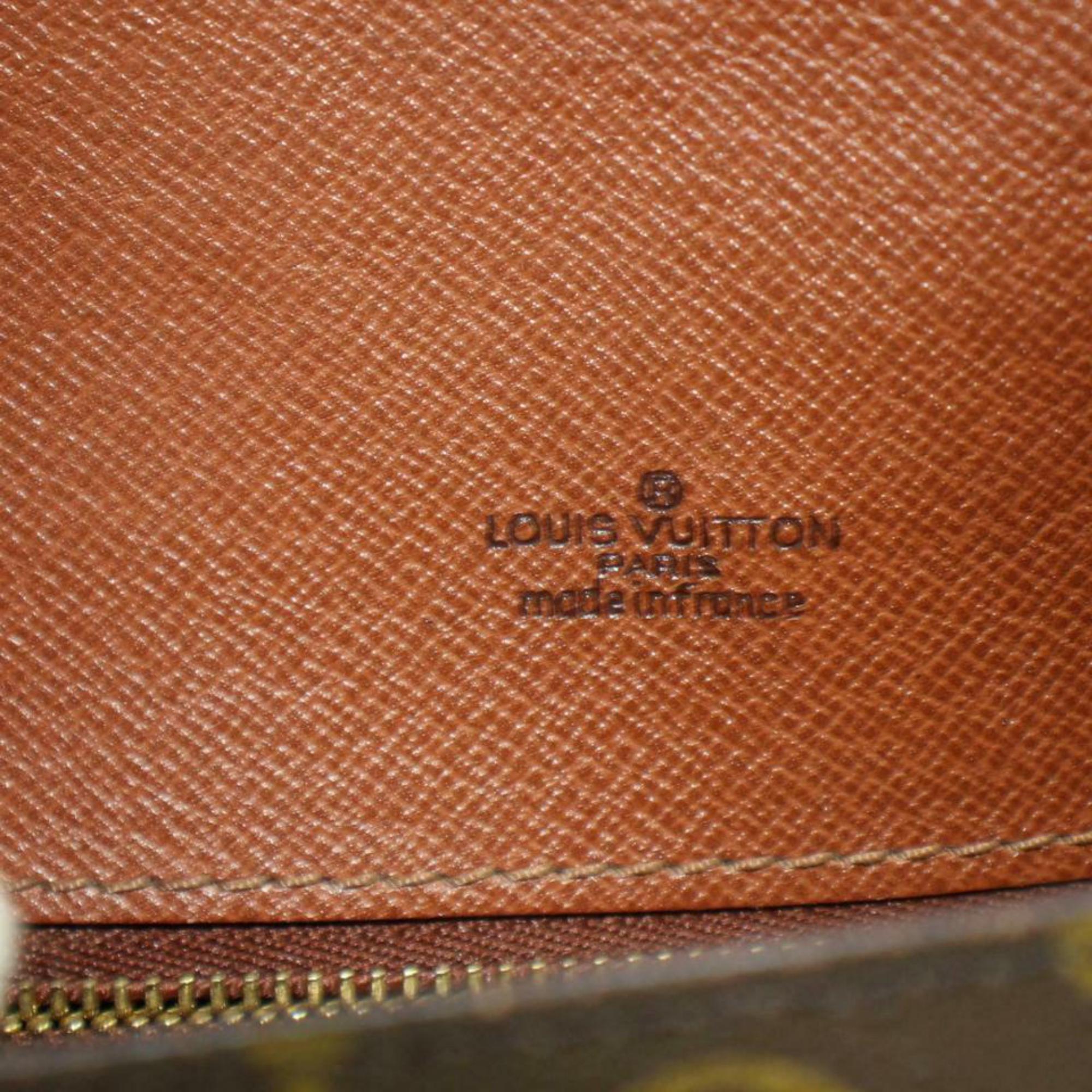 Louis Vuitton Saint Cloud Monogram 870320 Brown Coated Canvas Cross Body Bag In Good Condition In Forest Hills, NY