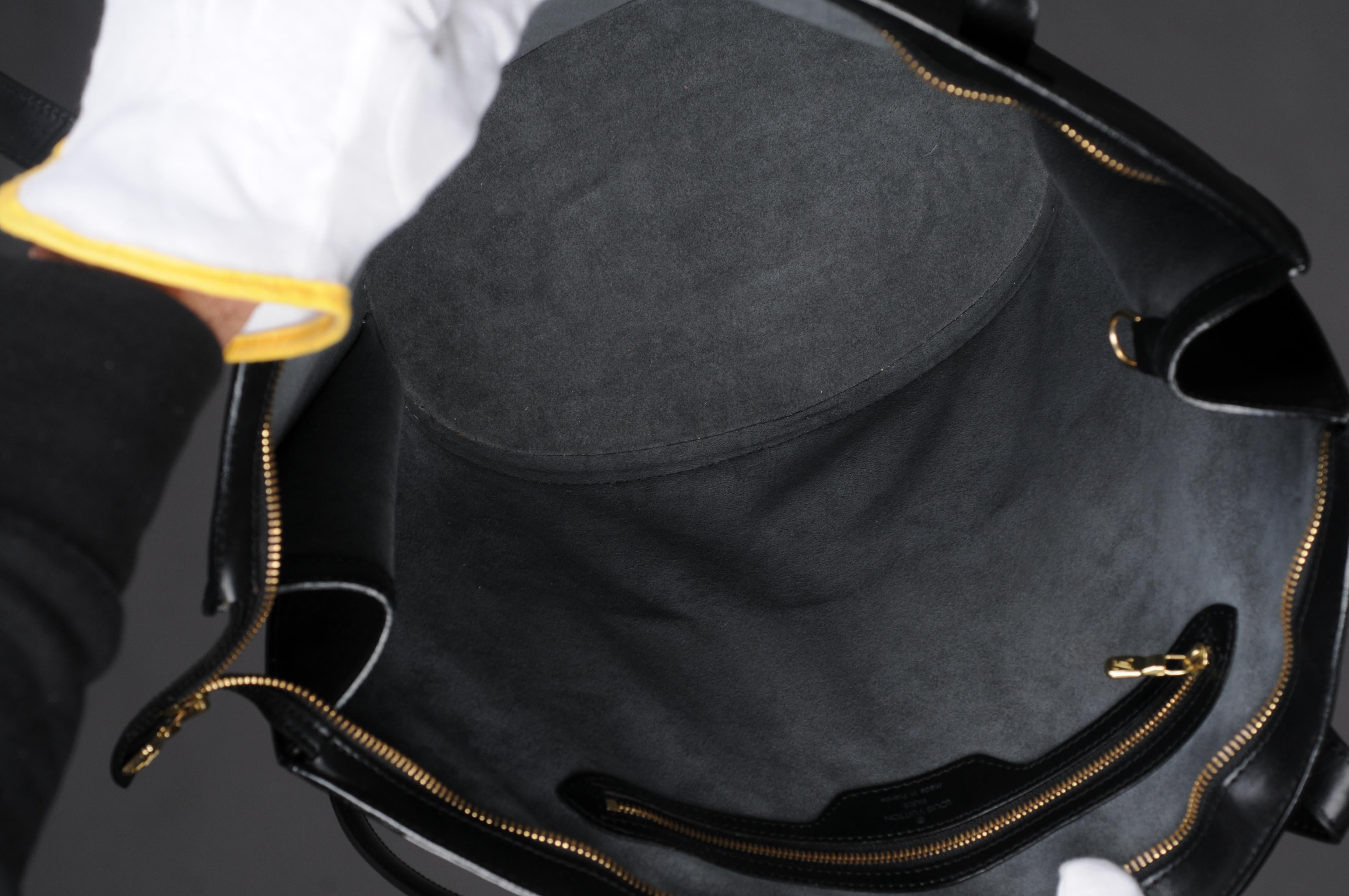 Louis Vuitton Saint Jacques PM Negro Piel EPI en venta 16