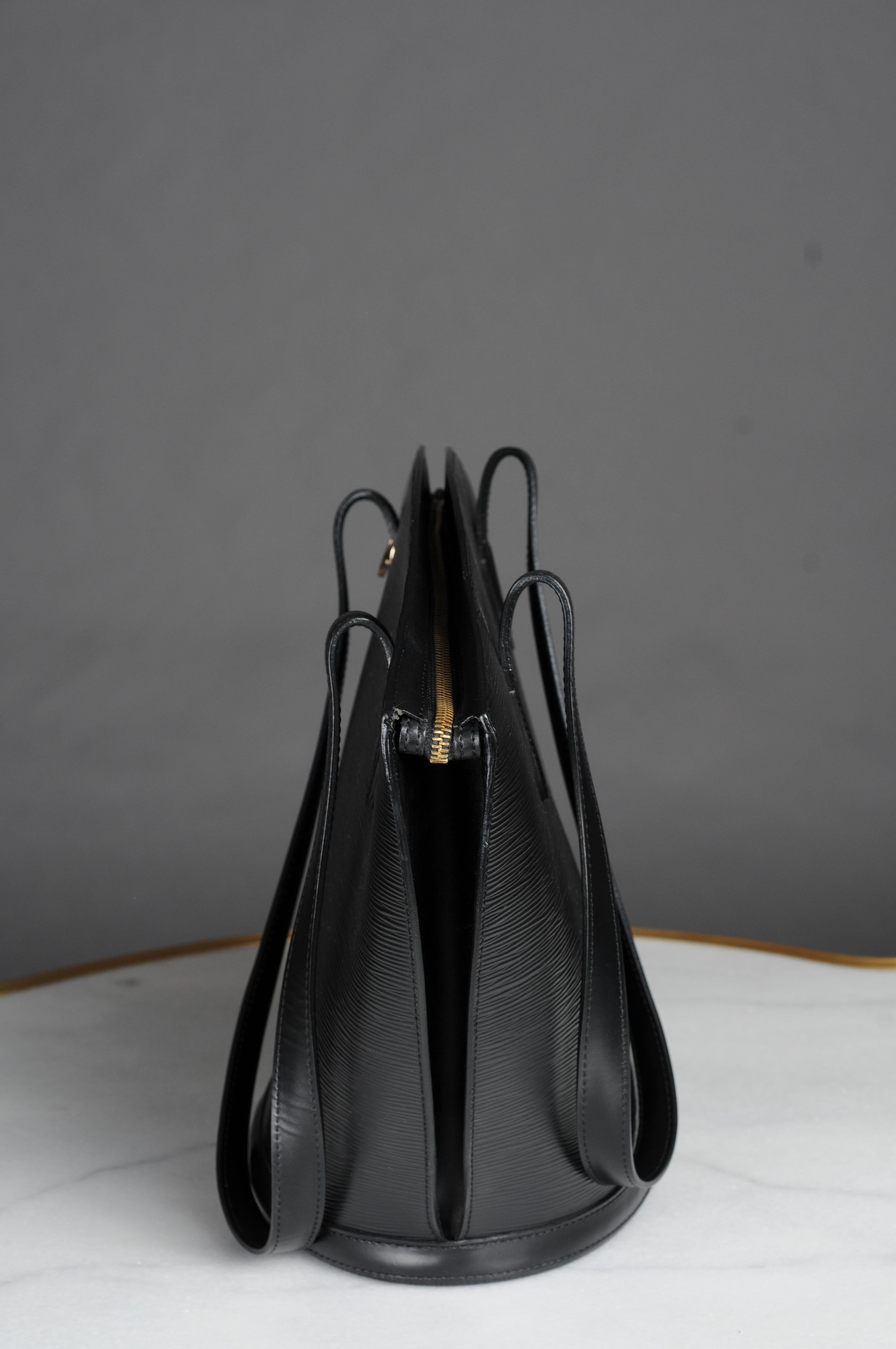 Louis Vuitton Saint Jacques PM Negro Piel EPI en venta 2