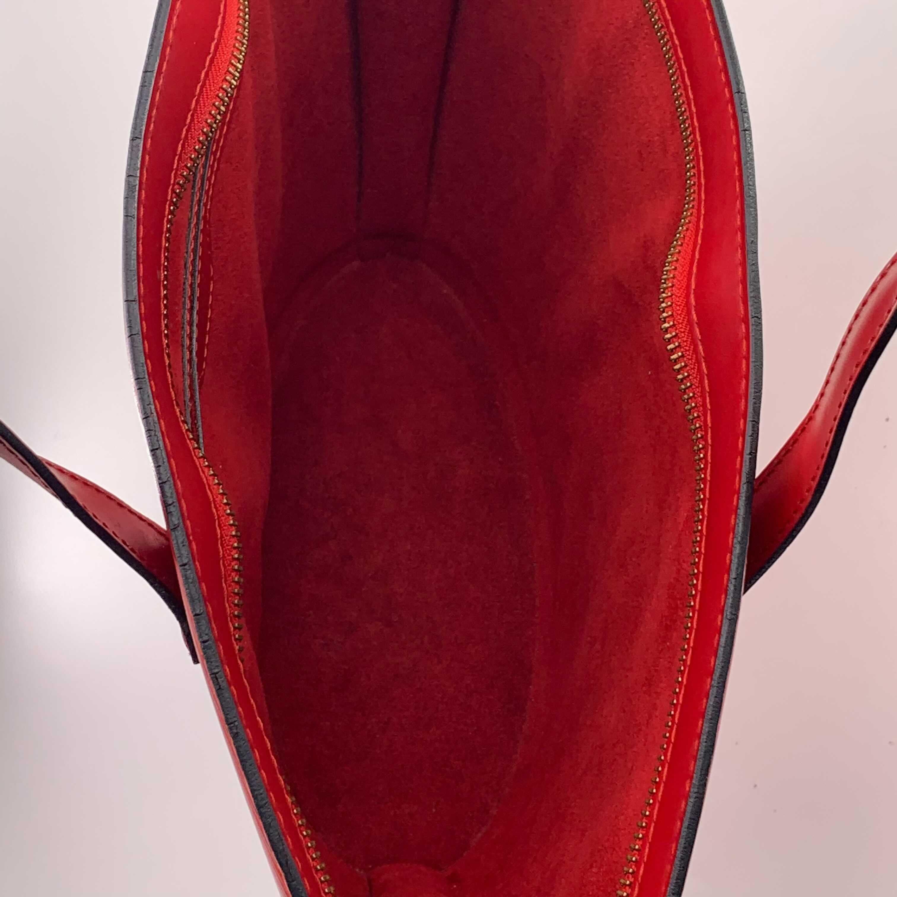 LOUIS VUITTON Saint-Jacques Shoulder bag in Red Leather 1
