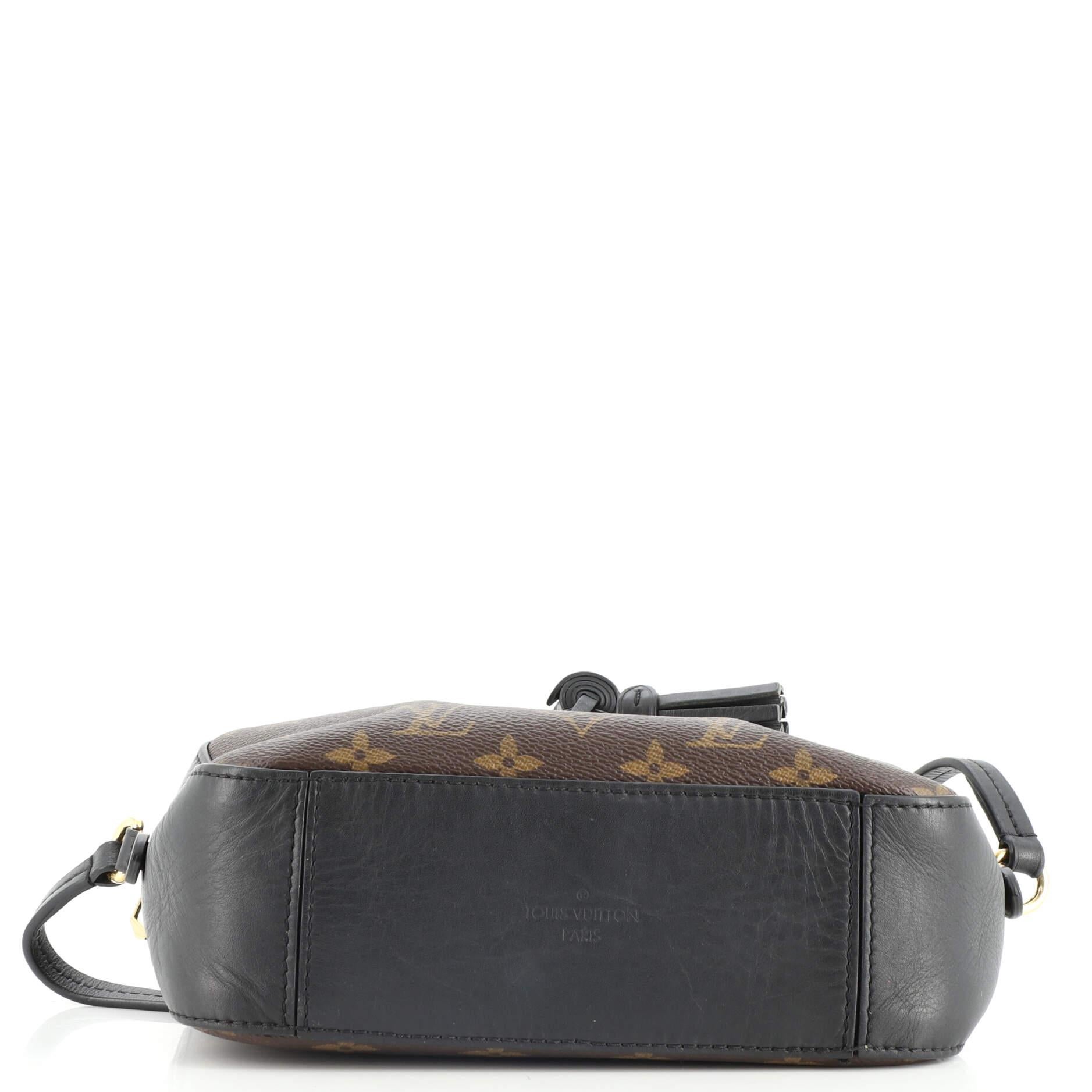 Louis Vuitton Saintonge Handbag Monogram Canvas with Leather In Good Condition In NY, NY