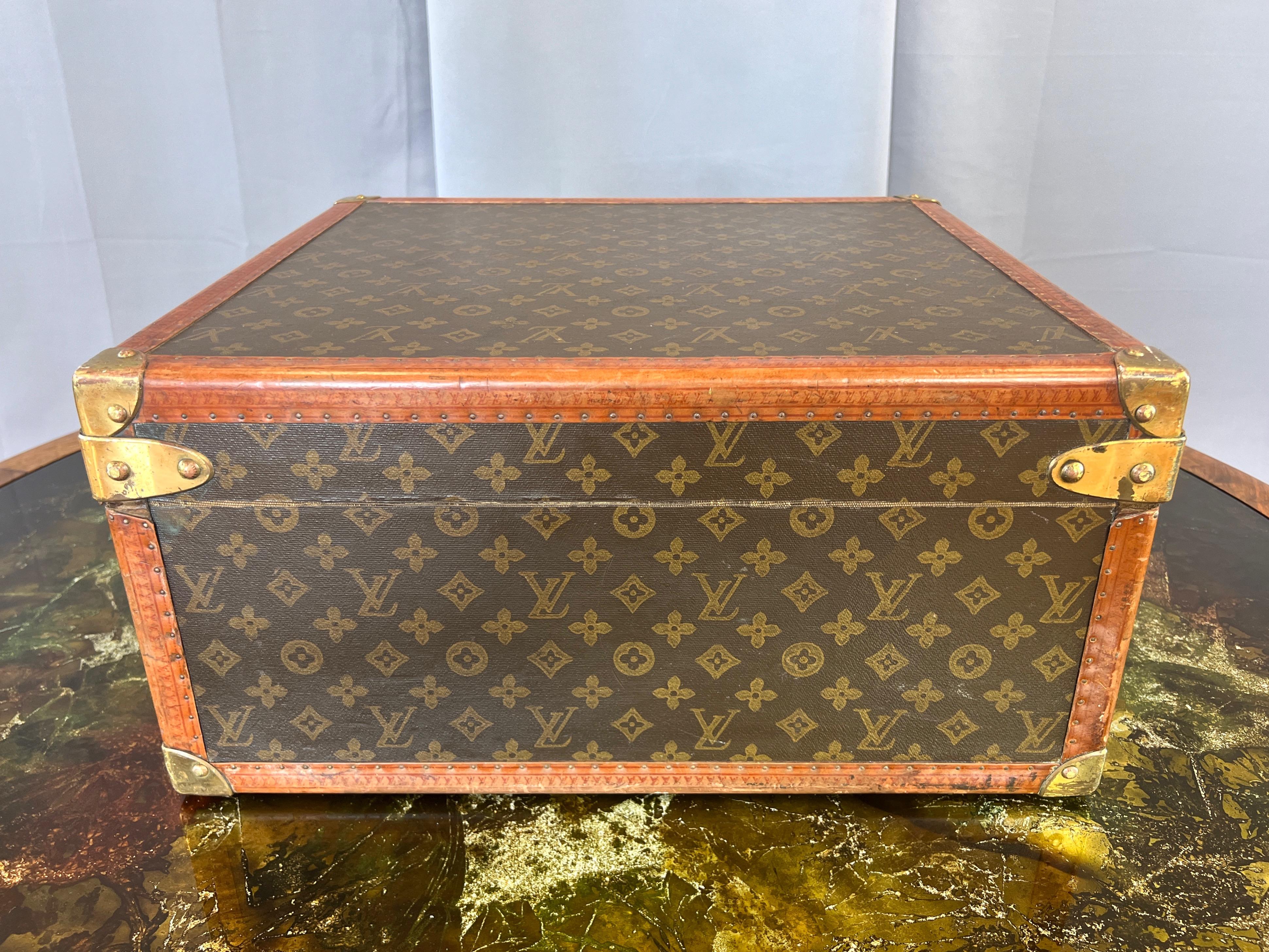 Louis Vuitton Saks & Company Braken 50-Style Suitcase or Cabin Trunk, 1940s 8