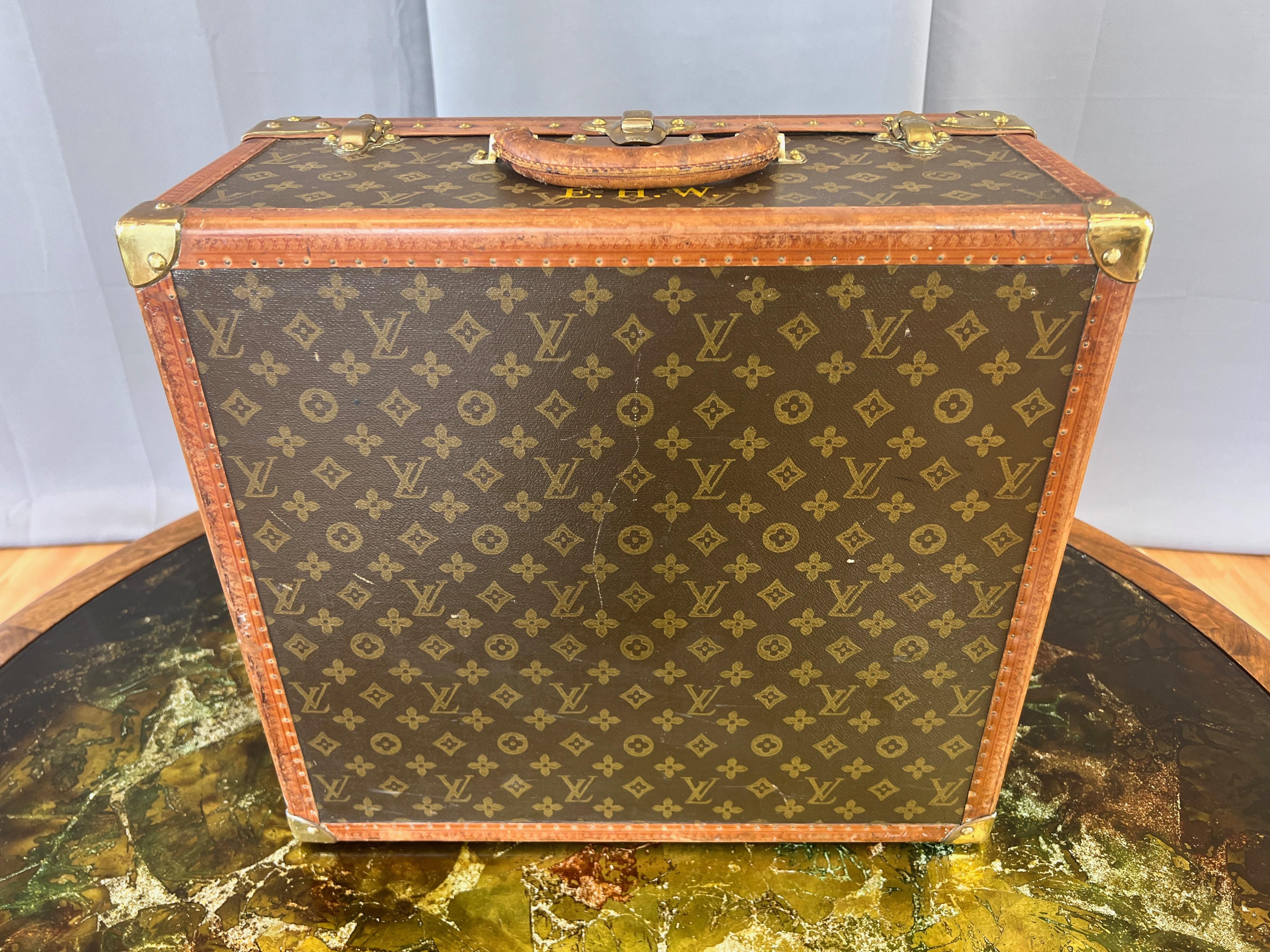 Louis Vuitton Saks & Company Braken 50-Style Suitcase or Cabin Trunk, 1940s 12