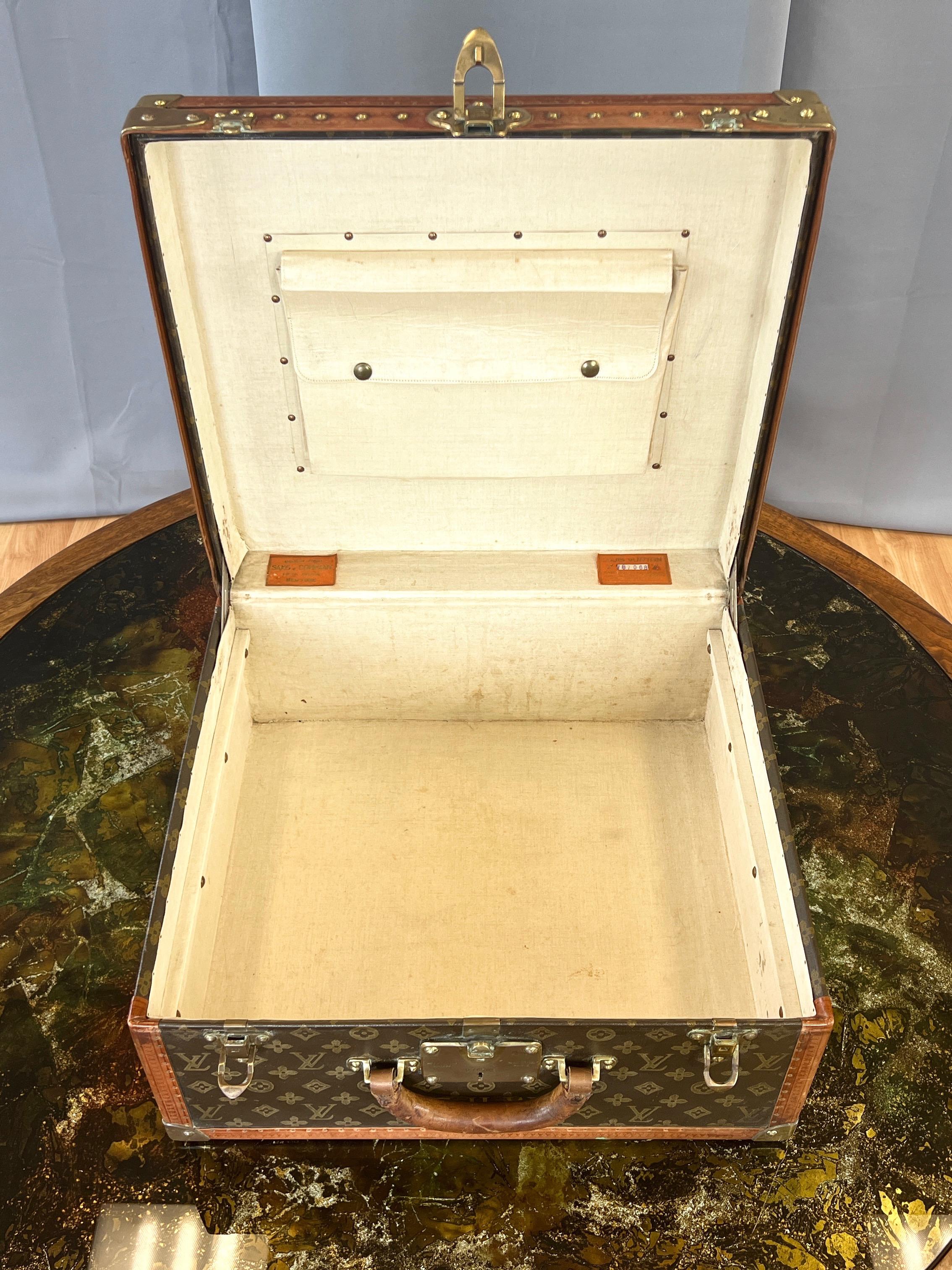 Hand-Crafted Louis Vuitton Saks & Company Braken 50-Style Suitcase or Cabin Trunk, 1940s