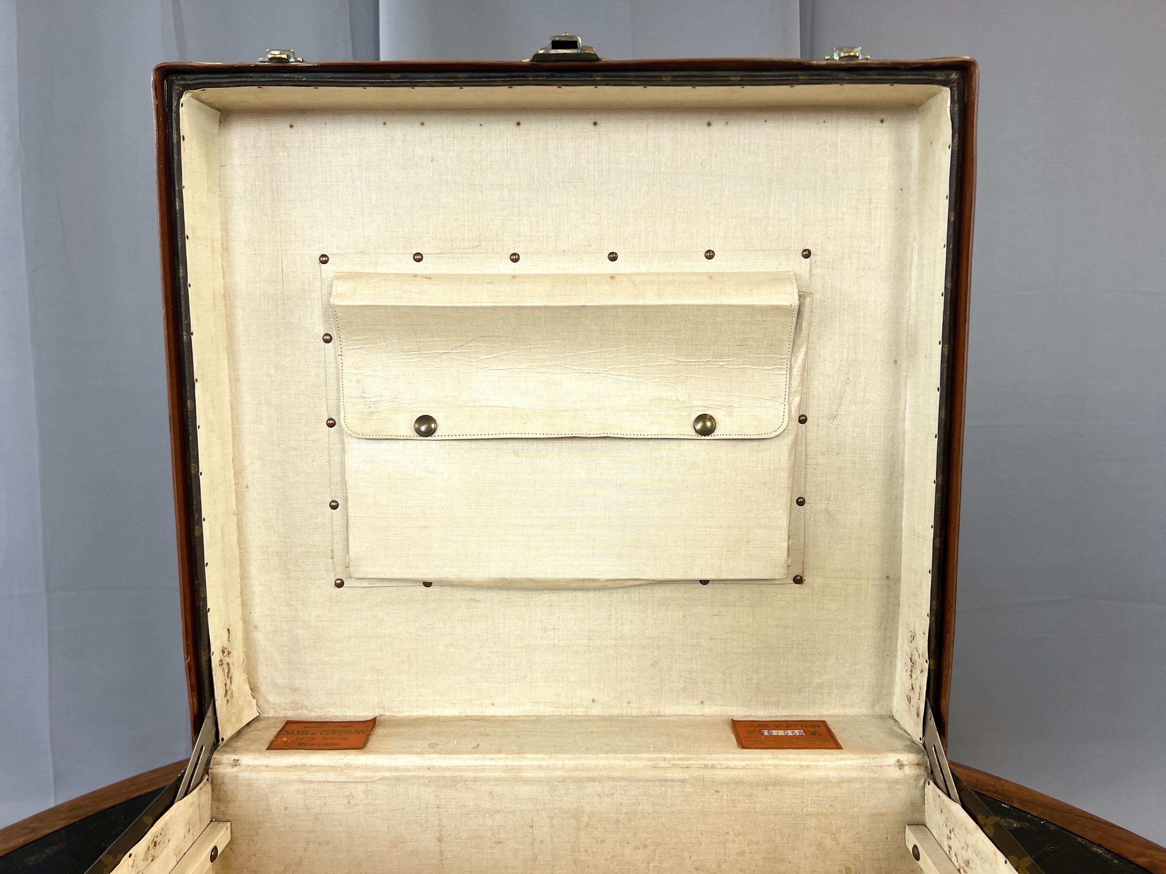 Louis Vuitton Saks & Company Braken 50-Style Suitcase or Cabin Trunk, 1940s In Good Condition In San Francisco, CA