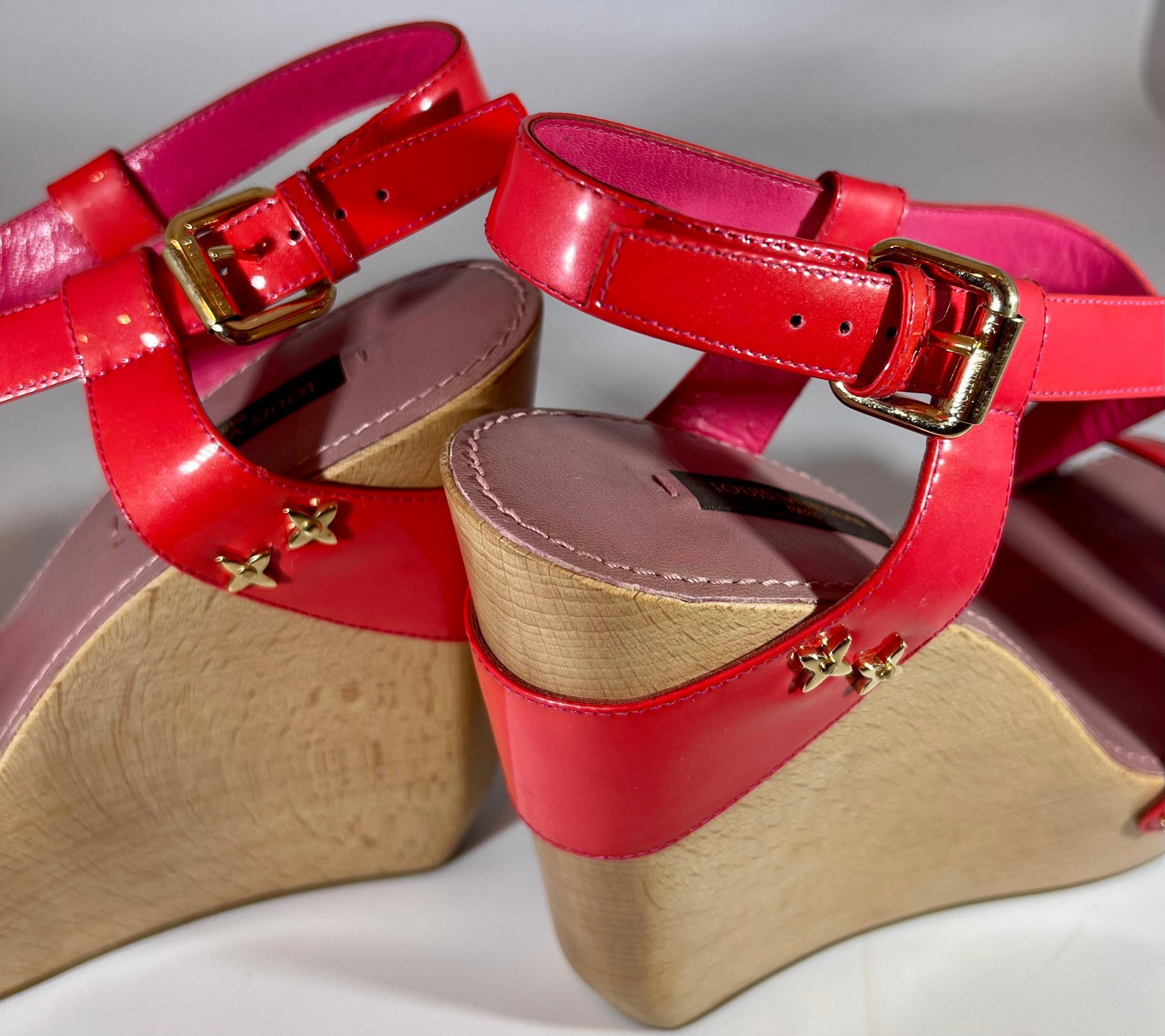 Louis Vuitton Sandals Reds Calf Leather 5 Inch Wood Heels Size Euro 38, Like New For Sale 2