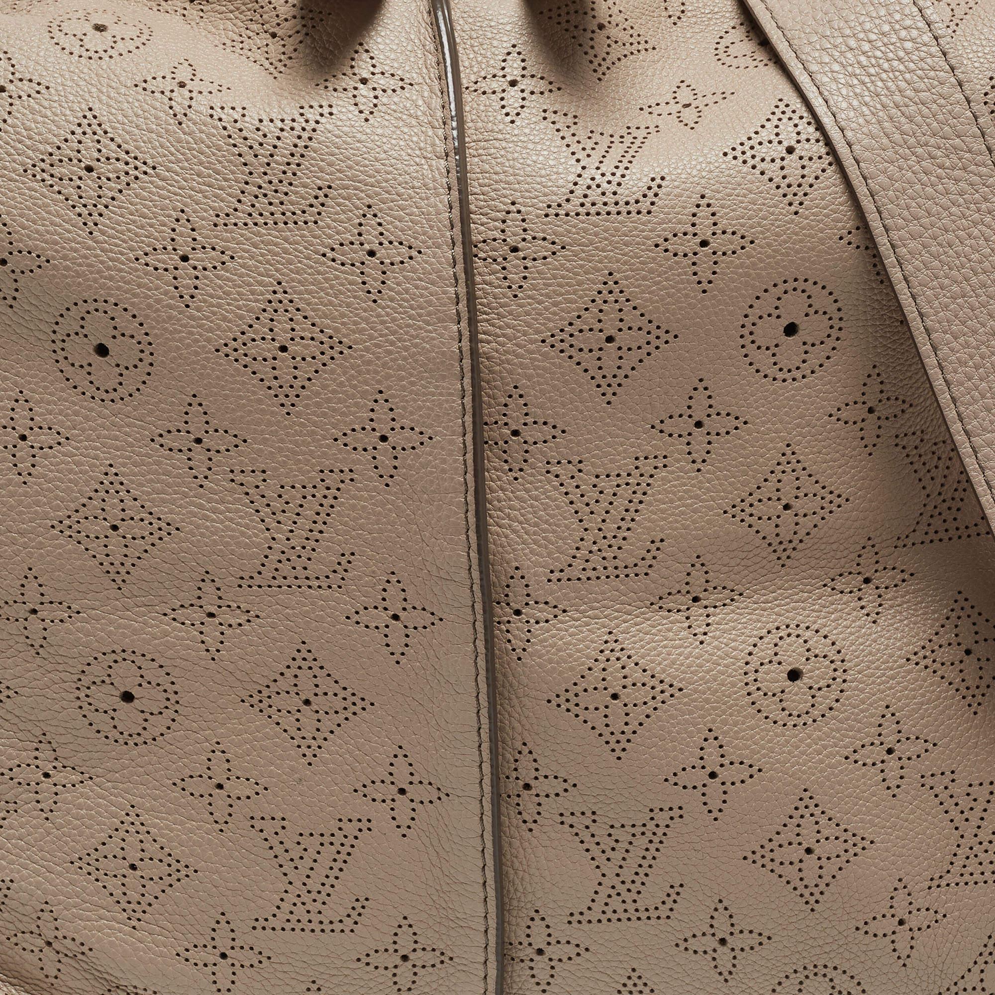 Louis Vuitton Sandy Monogram Mahina Leather Selene MM Bag 2