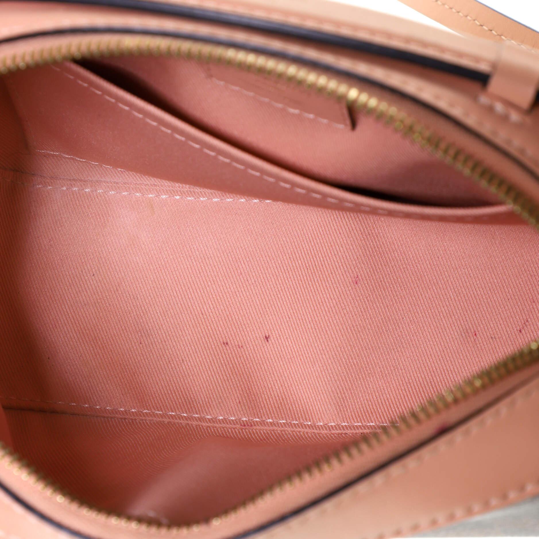 Women's or Men's Louis Vuitton Santa Monica Crossbody Bag Damier