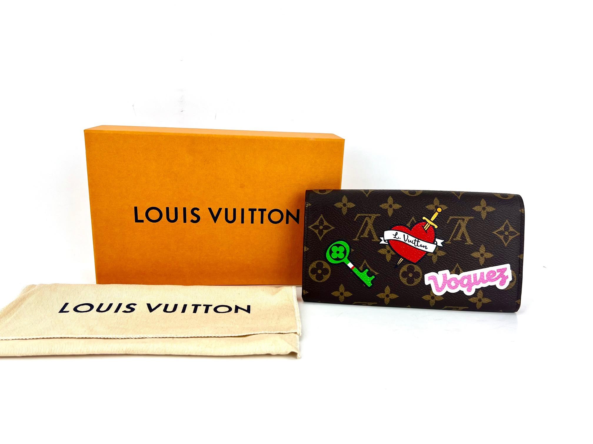 Preowned 100% Authentic
LOUIS VUITTON Sarah My World Tour 
Portefeiulle Monogram Wallet Added 
Chain to use as a Crossbody
RATING: A/B...Very Good, well maintained,
shows minor signs of wear
MATERIAL: monogram canvas, leather 
STRAP: non LV golden